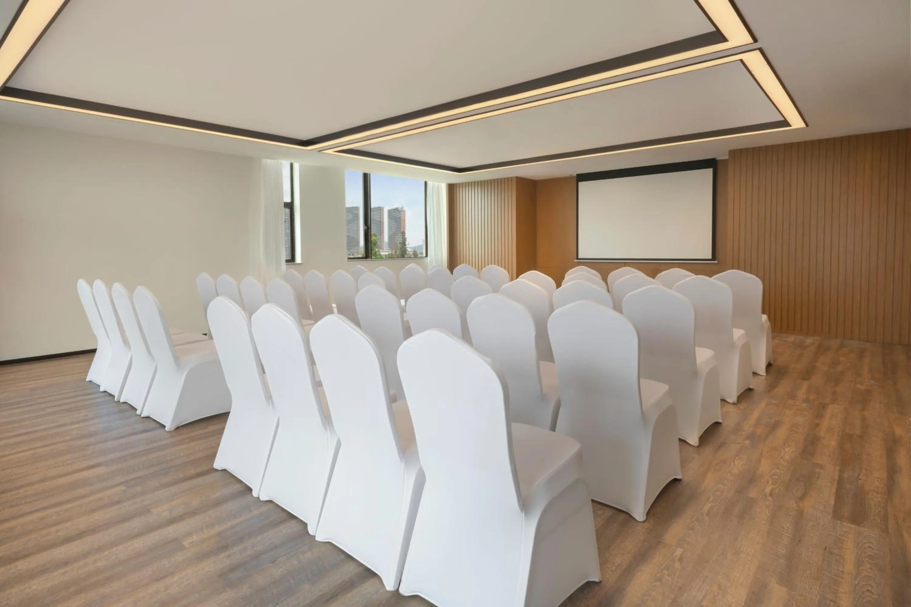 Meeting/conference room in Element Yangjiang Hailing Island