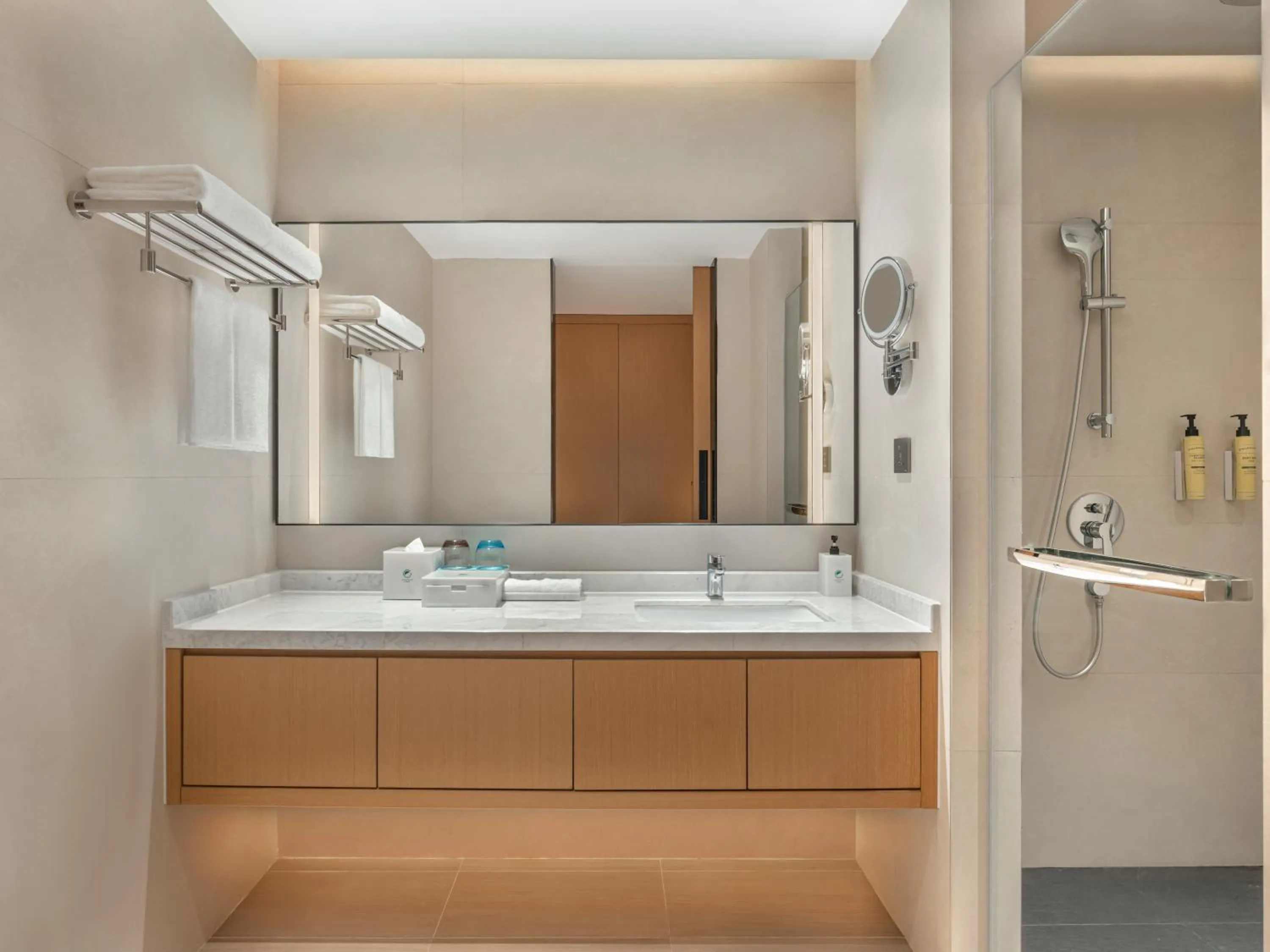 Photo of the whole room in Element Yangjiang Hailing Island