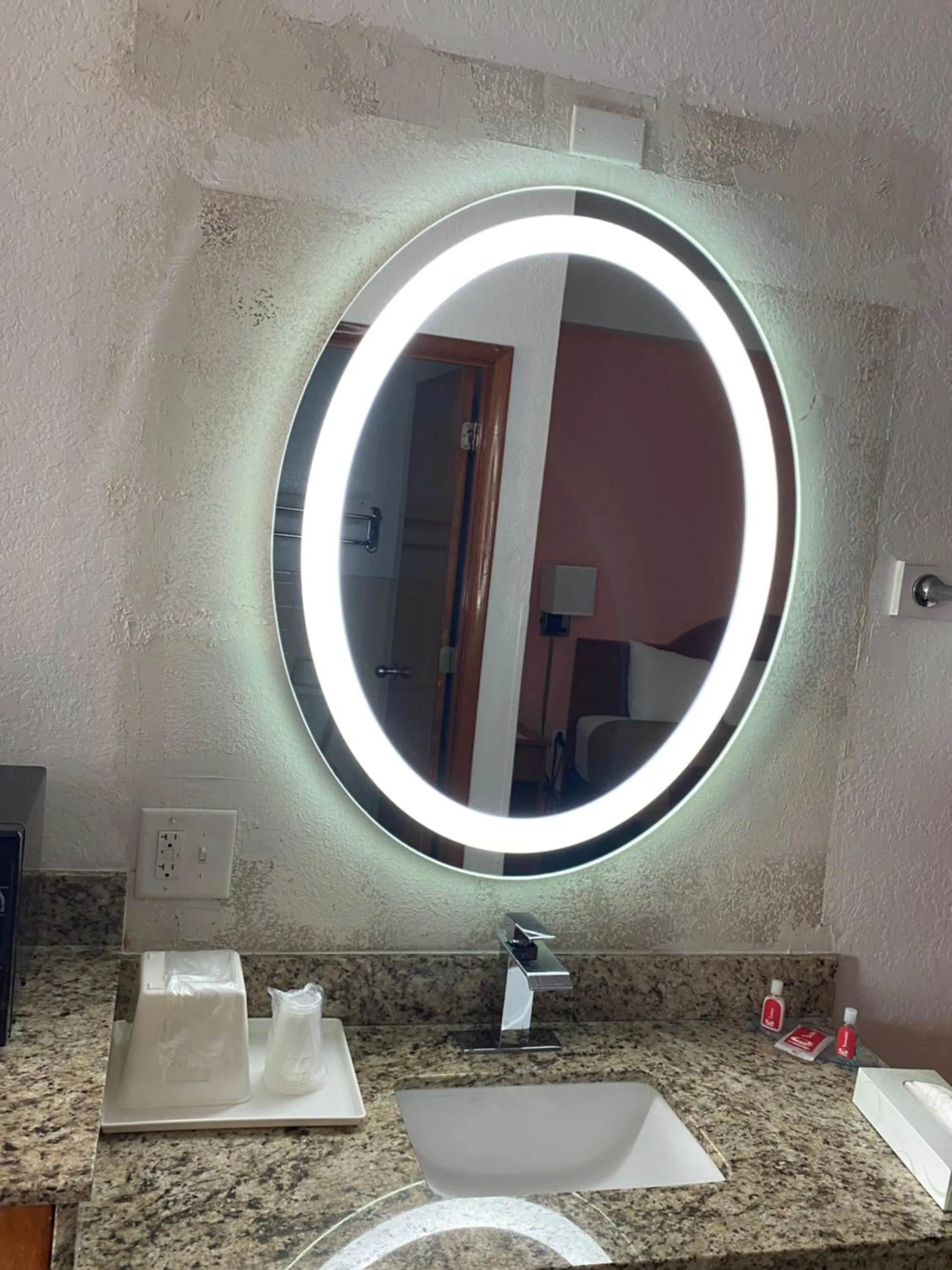 Econolodge inn & suites