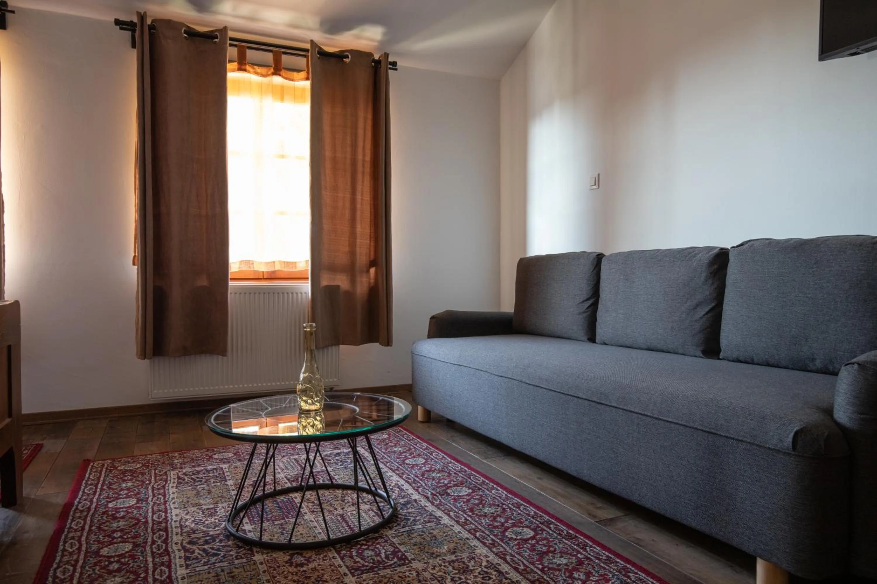 Seating area in Hotel Lug