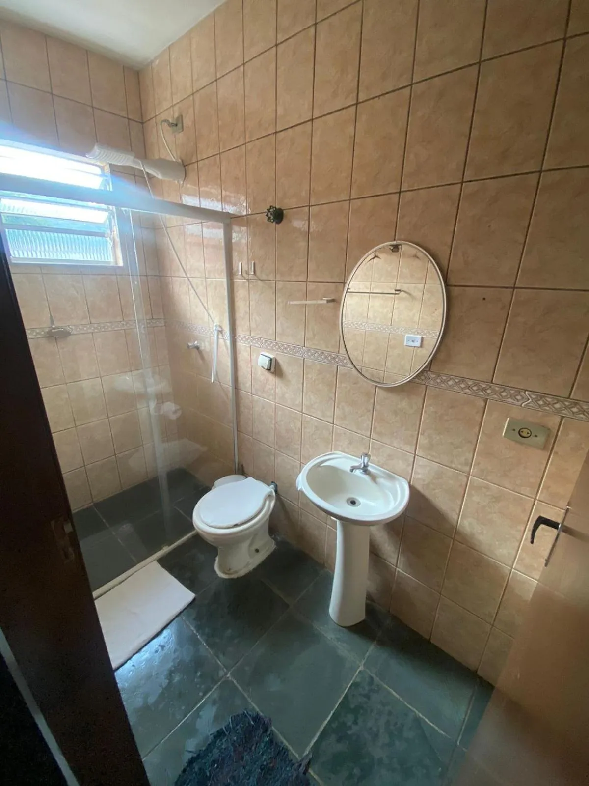 Bathroom in Pousada e Restaurante Frente Mar H Guarujá