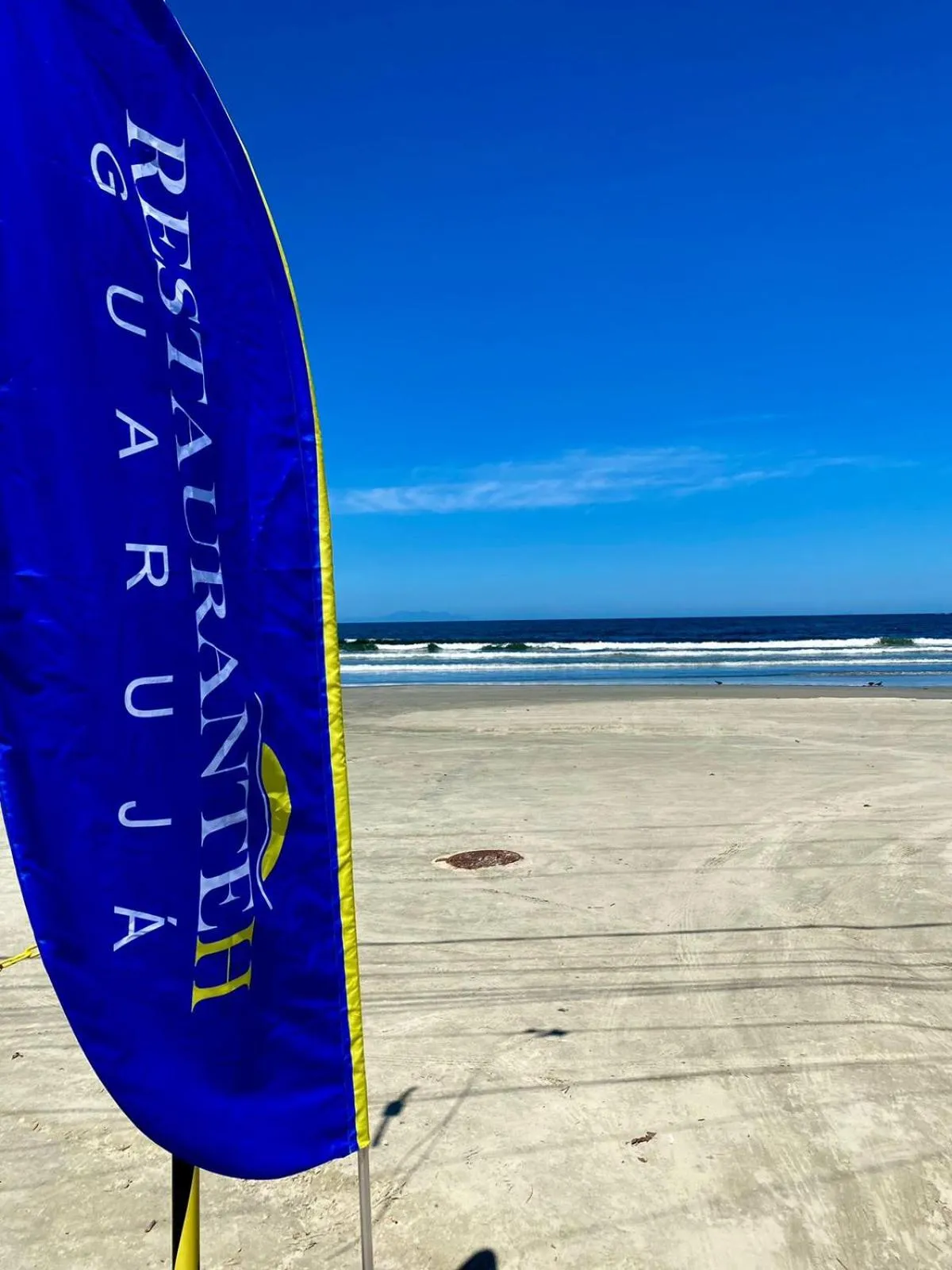 Beach in Pousada e Restaurante Frente Mar H Guarujá