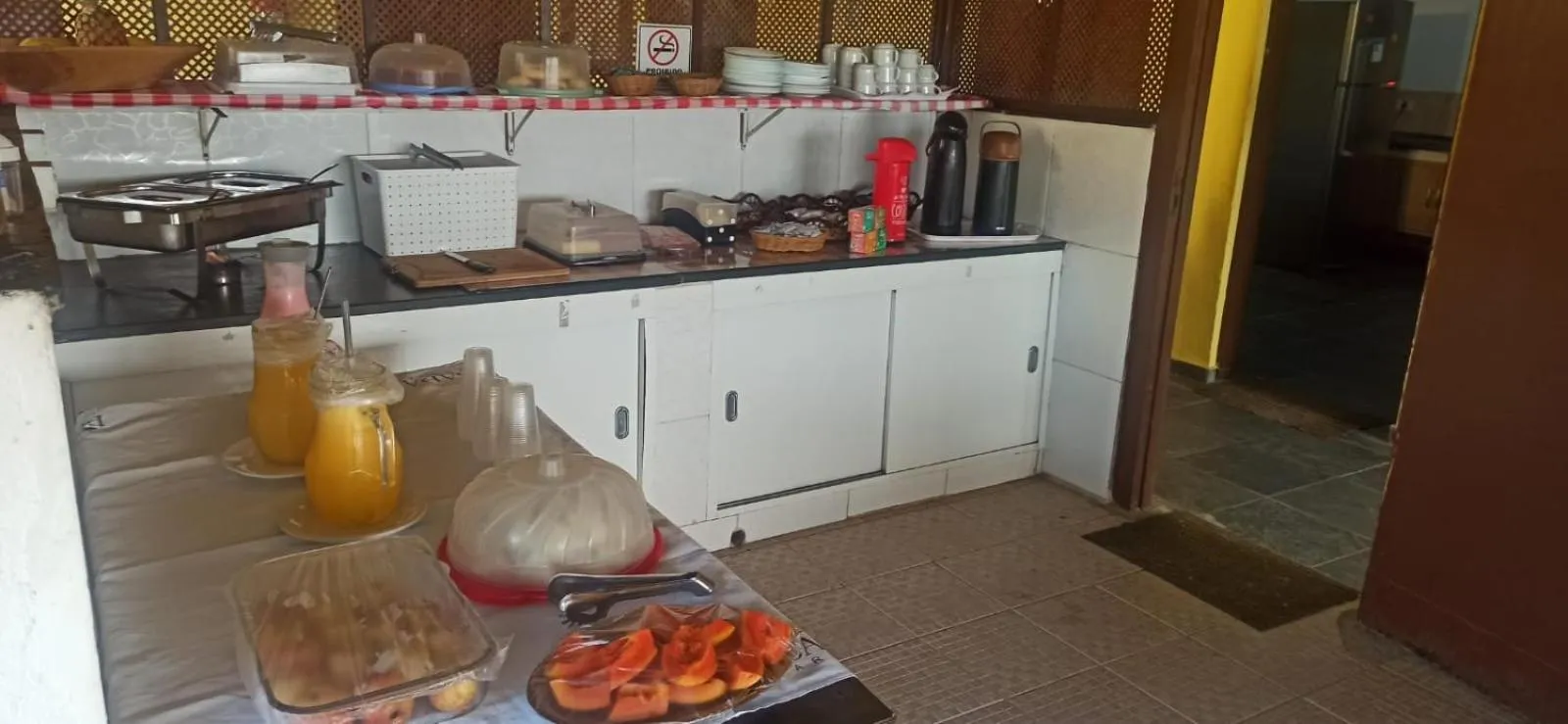 Breakfast in Pousada e Restaurante Frente Mar H Guarujá