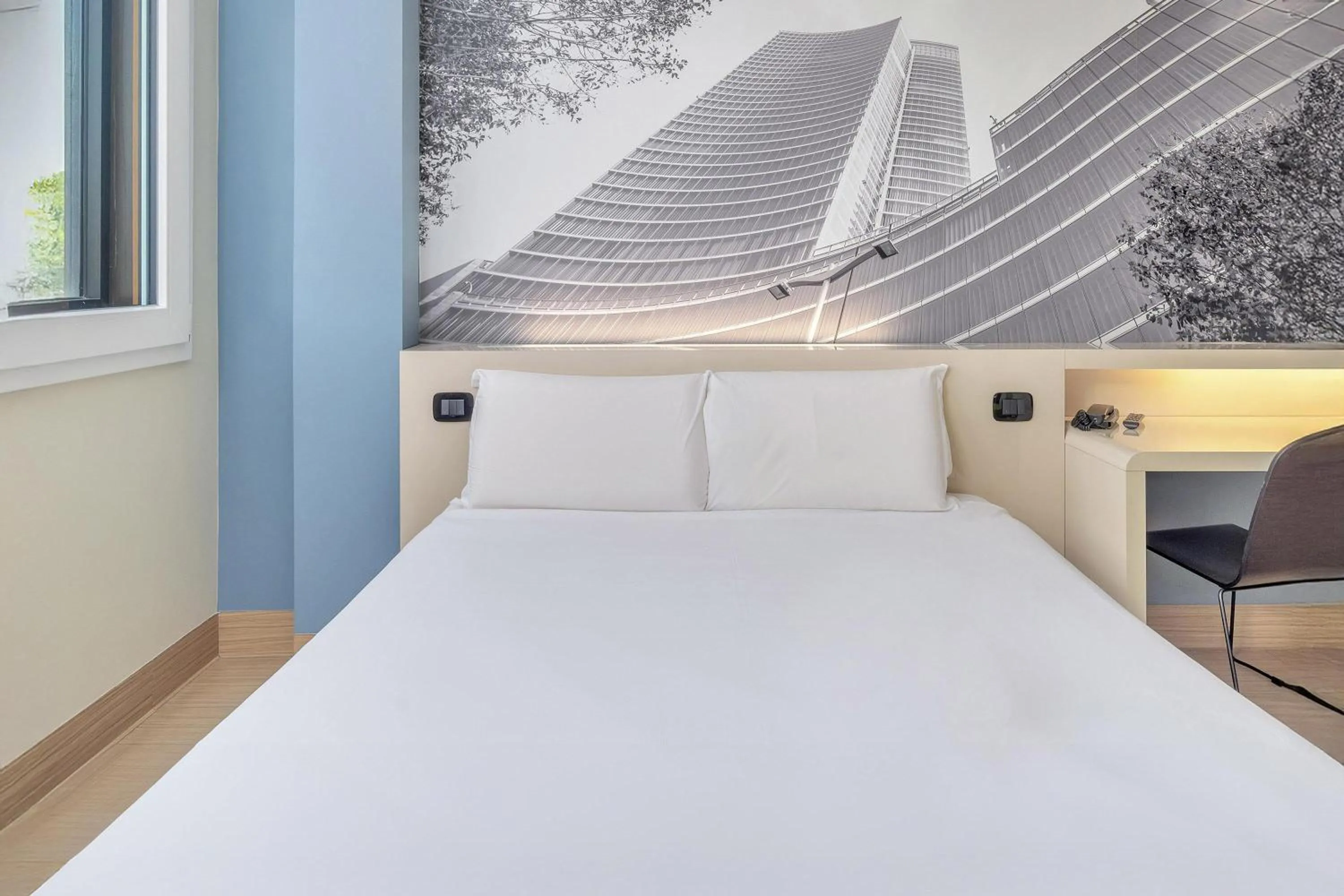 Photo of the whole room, Bed in B&B Hotel Milano Cenisio Garibaldi