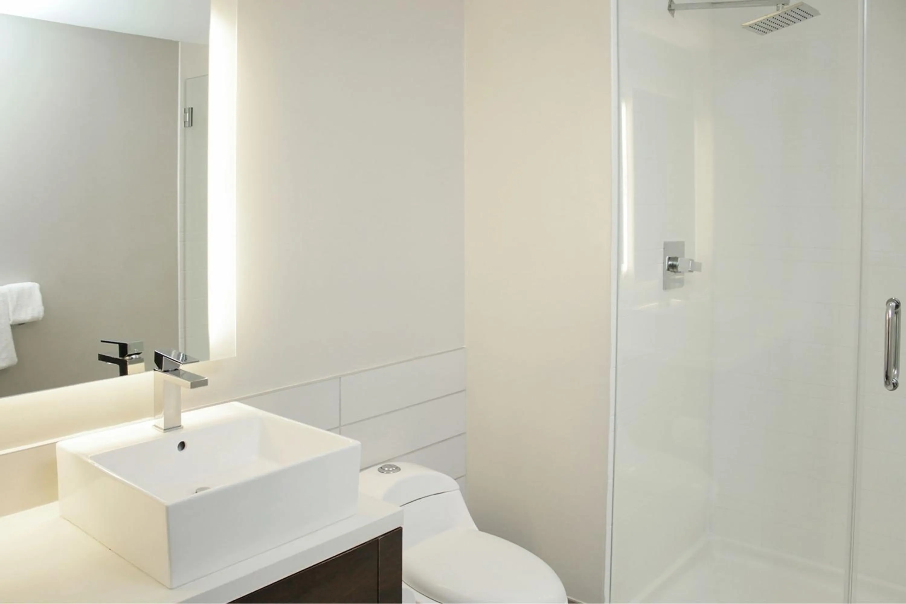 Bathroom in Element Miami Doral