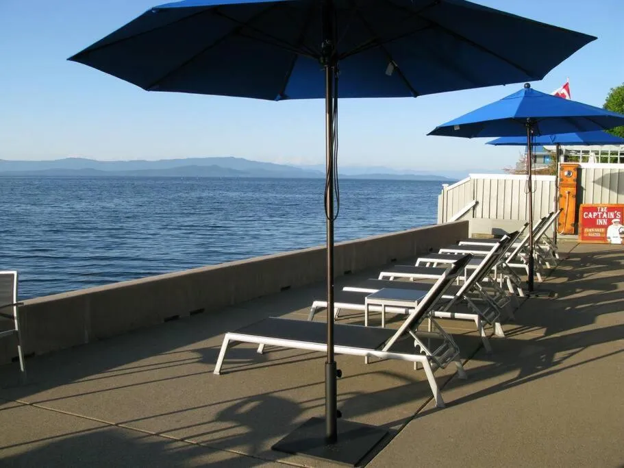 Qualicum Beach Ocean Suites