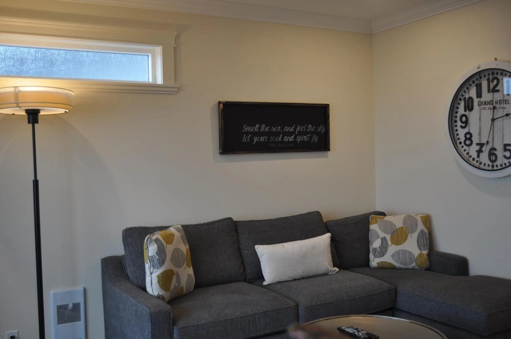 Qualicum Beach Ocean Suites