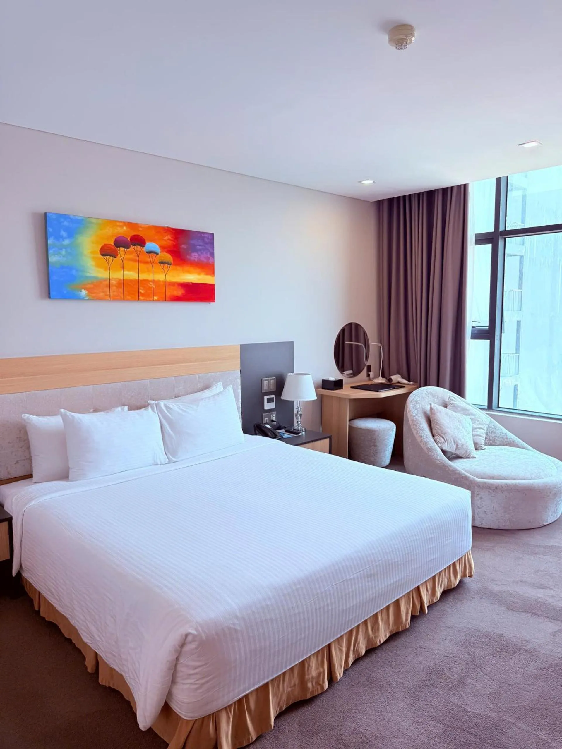 Bed in Muong Thanh Luxury Nha Trang Hotel