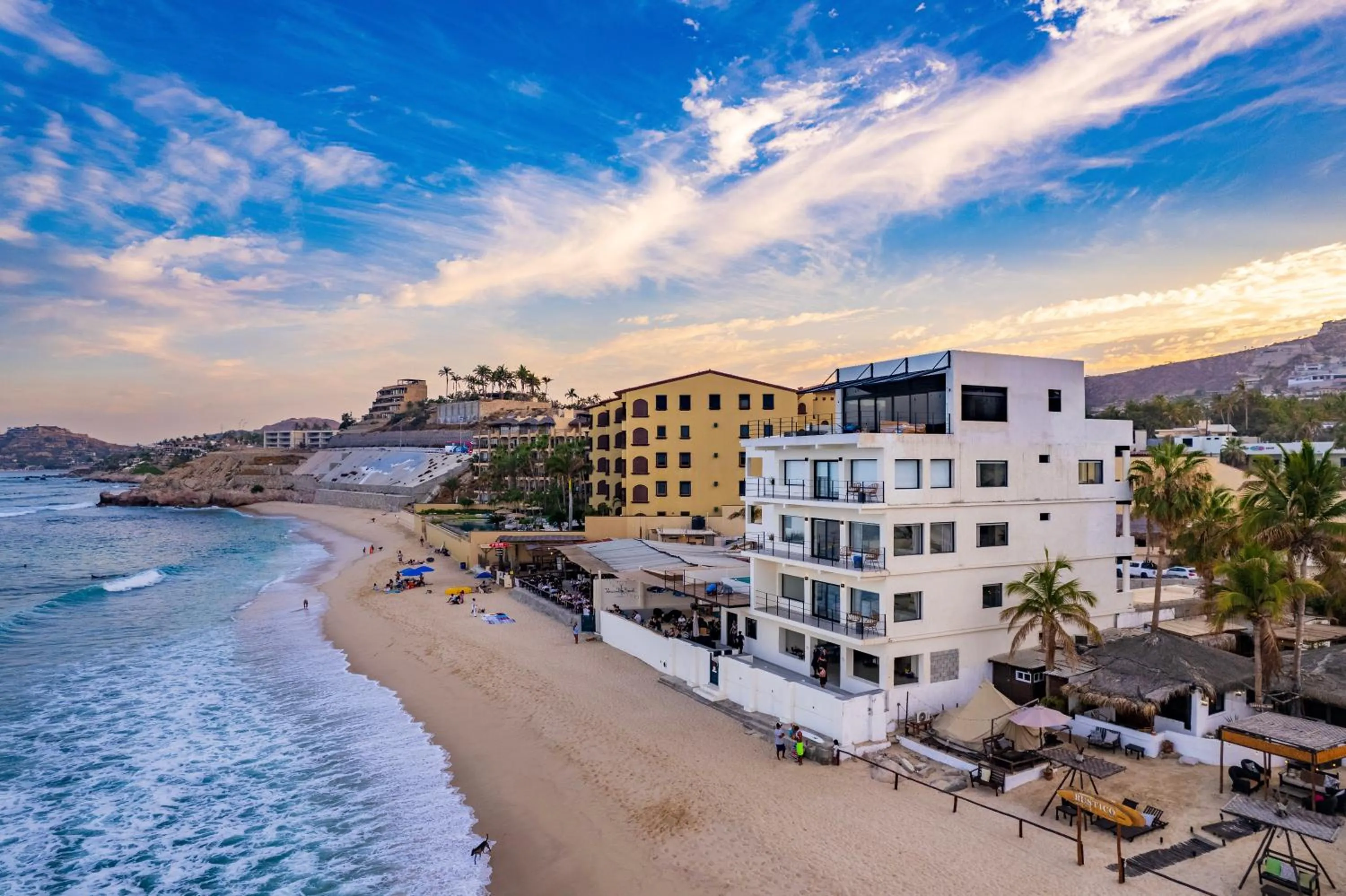 Property building in Cabo Break Hotel