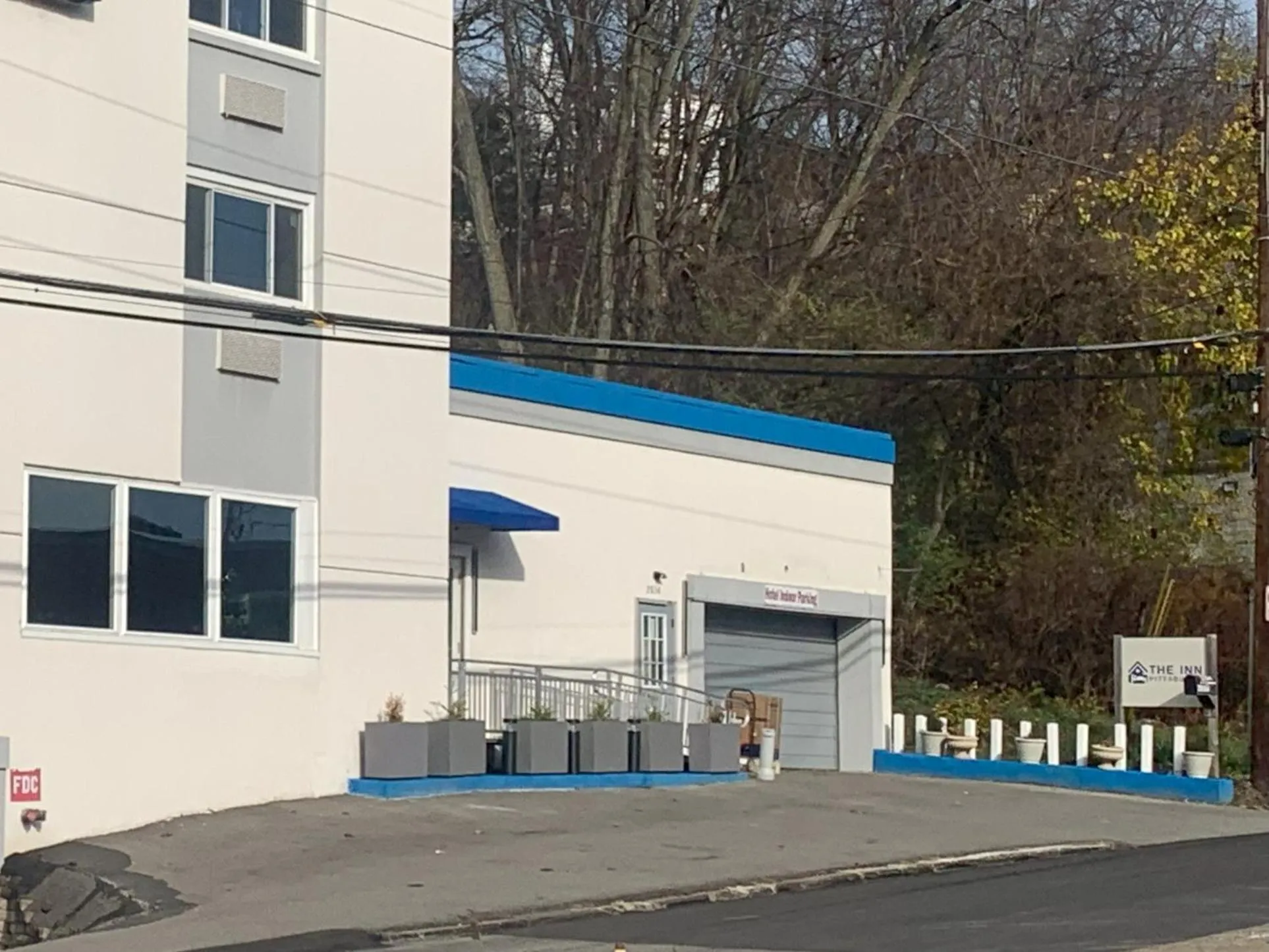 Facade/entrance in THE INN-Pittsburgh