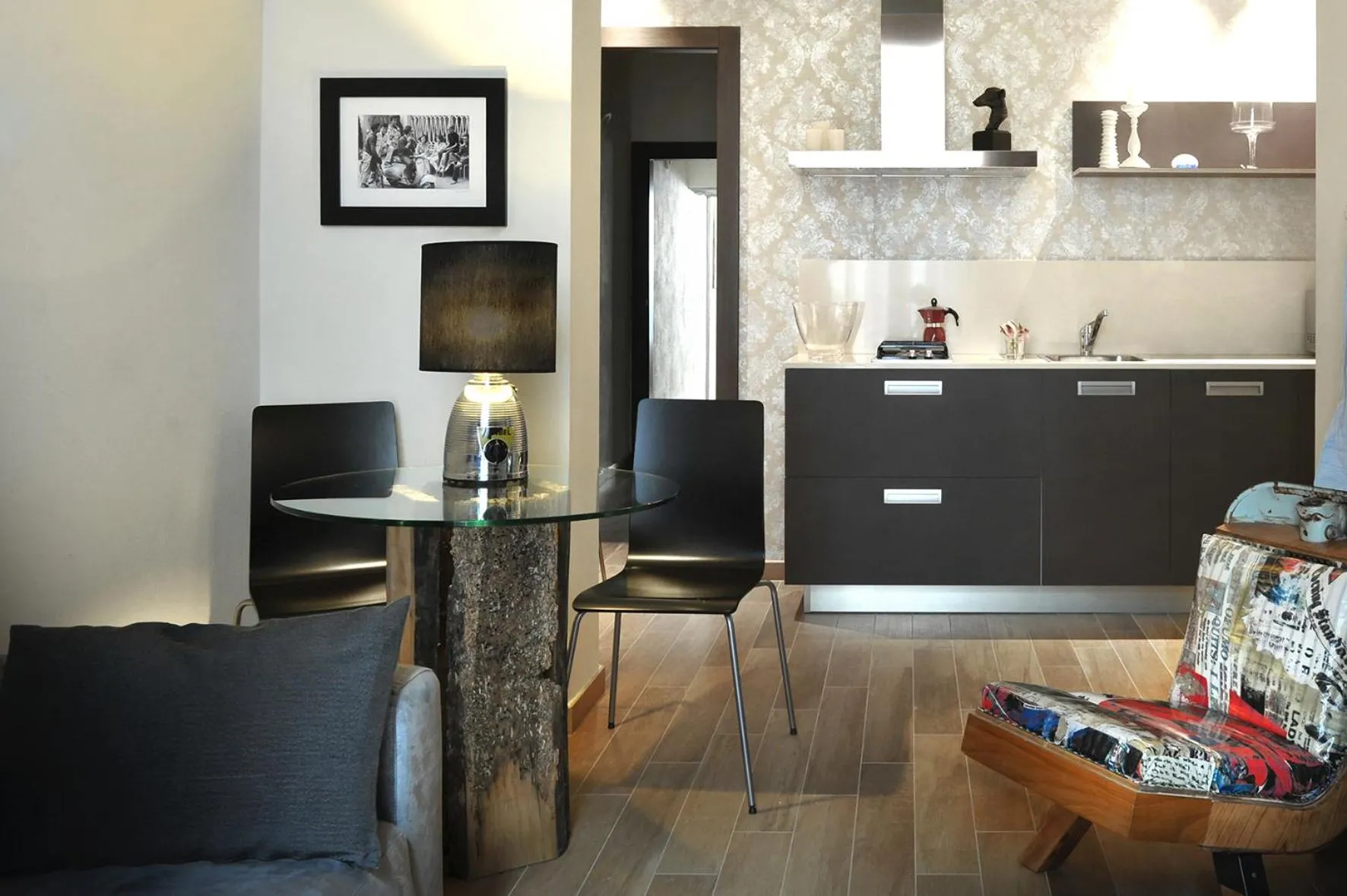 Kitchen or kitchenette in Florence Art Apartments