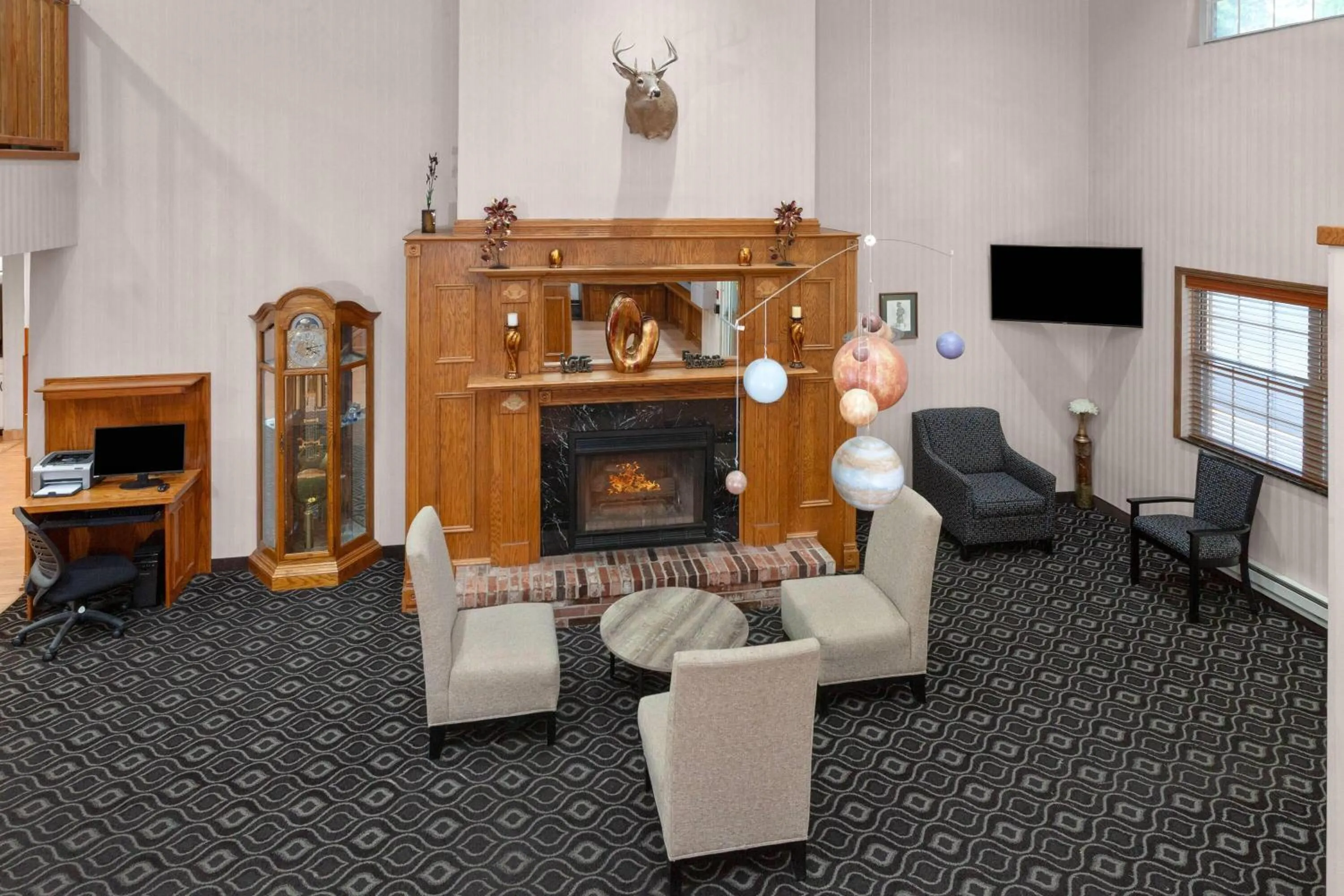 Lobby or reception in Baymont by Wyndham Chester IL