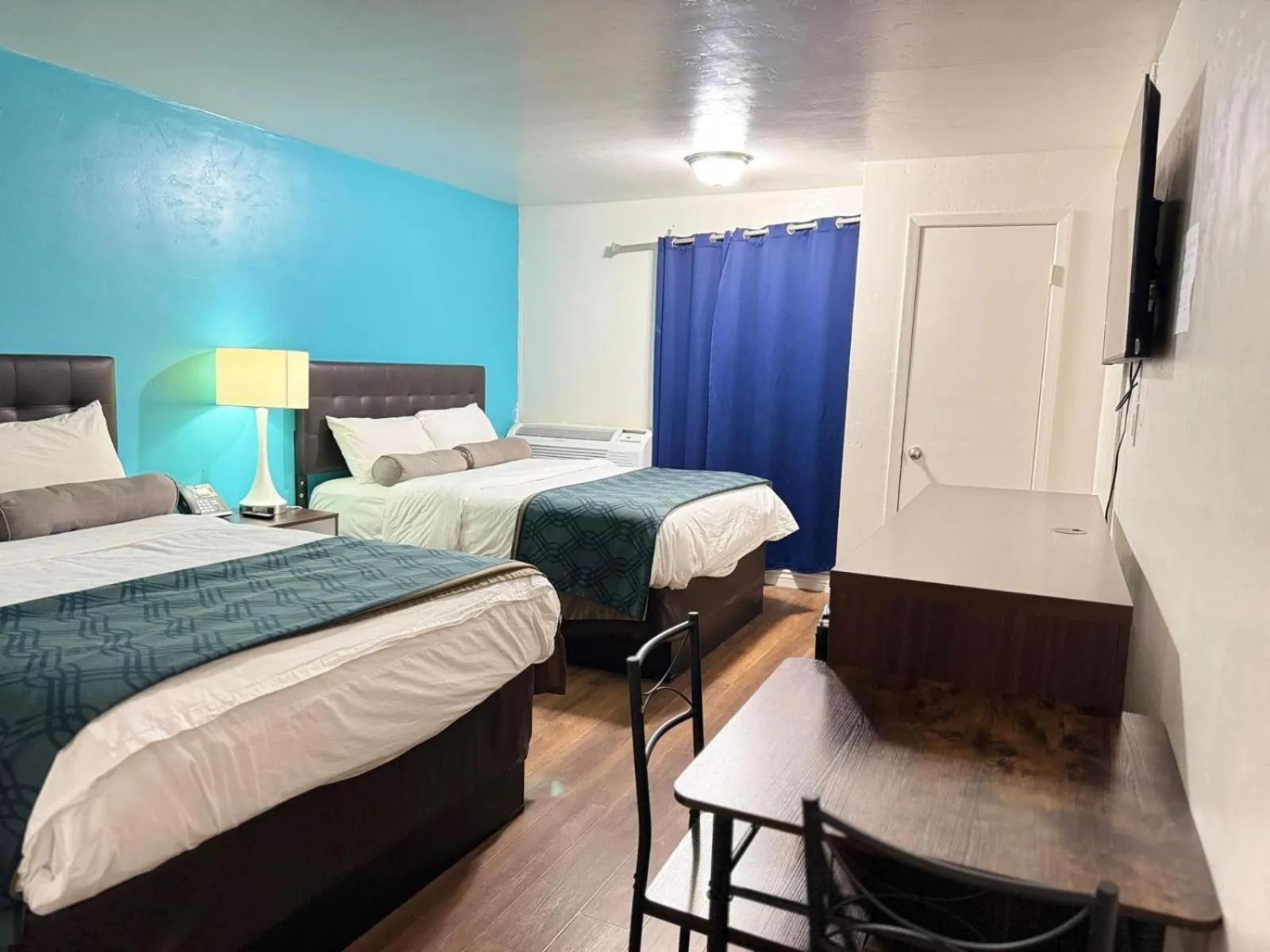 Bed in Alien Residence Inn