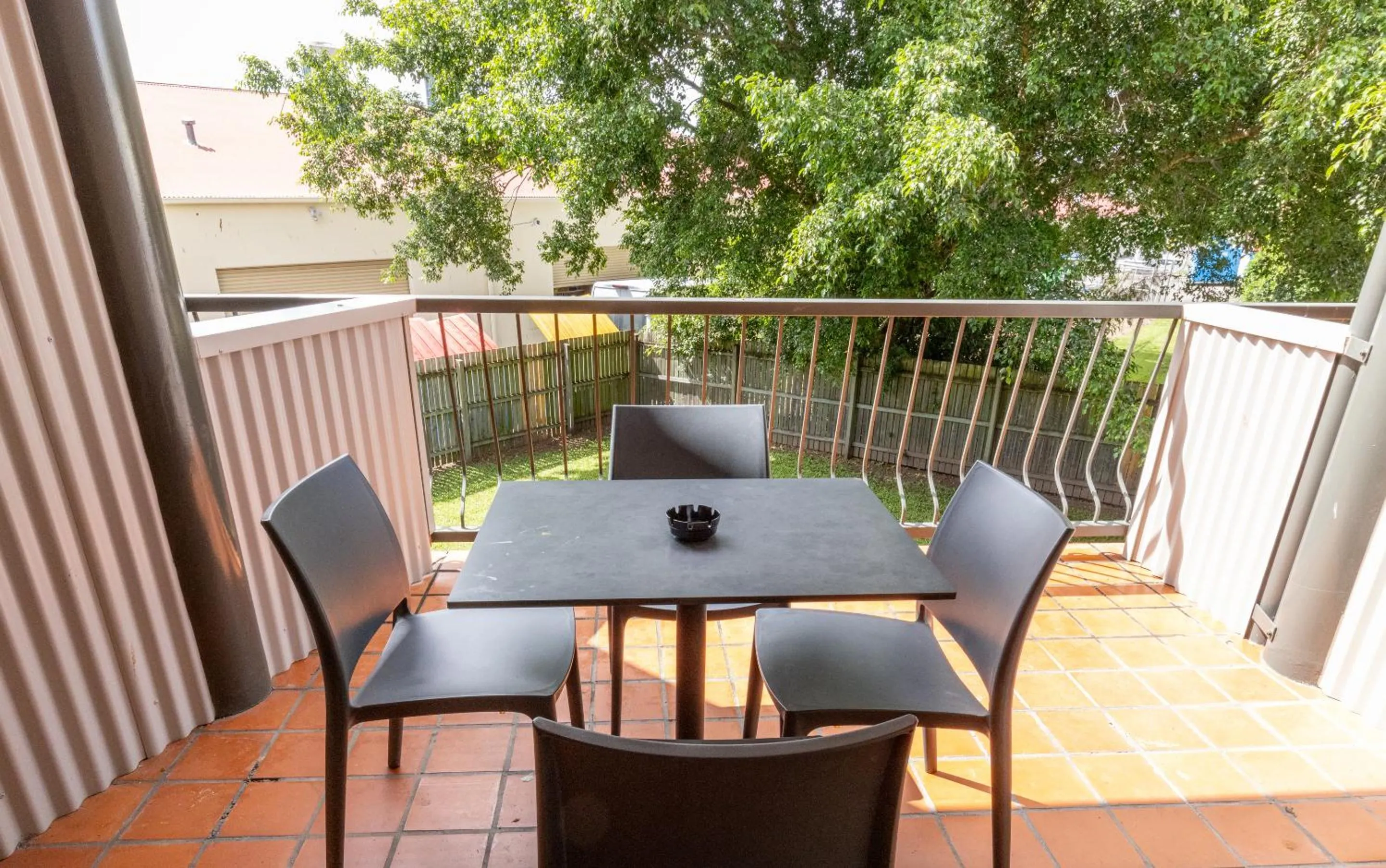 Balcony/Terrace in Sundowner Hotel Motel