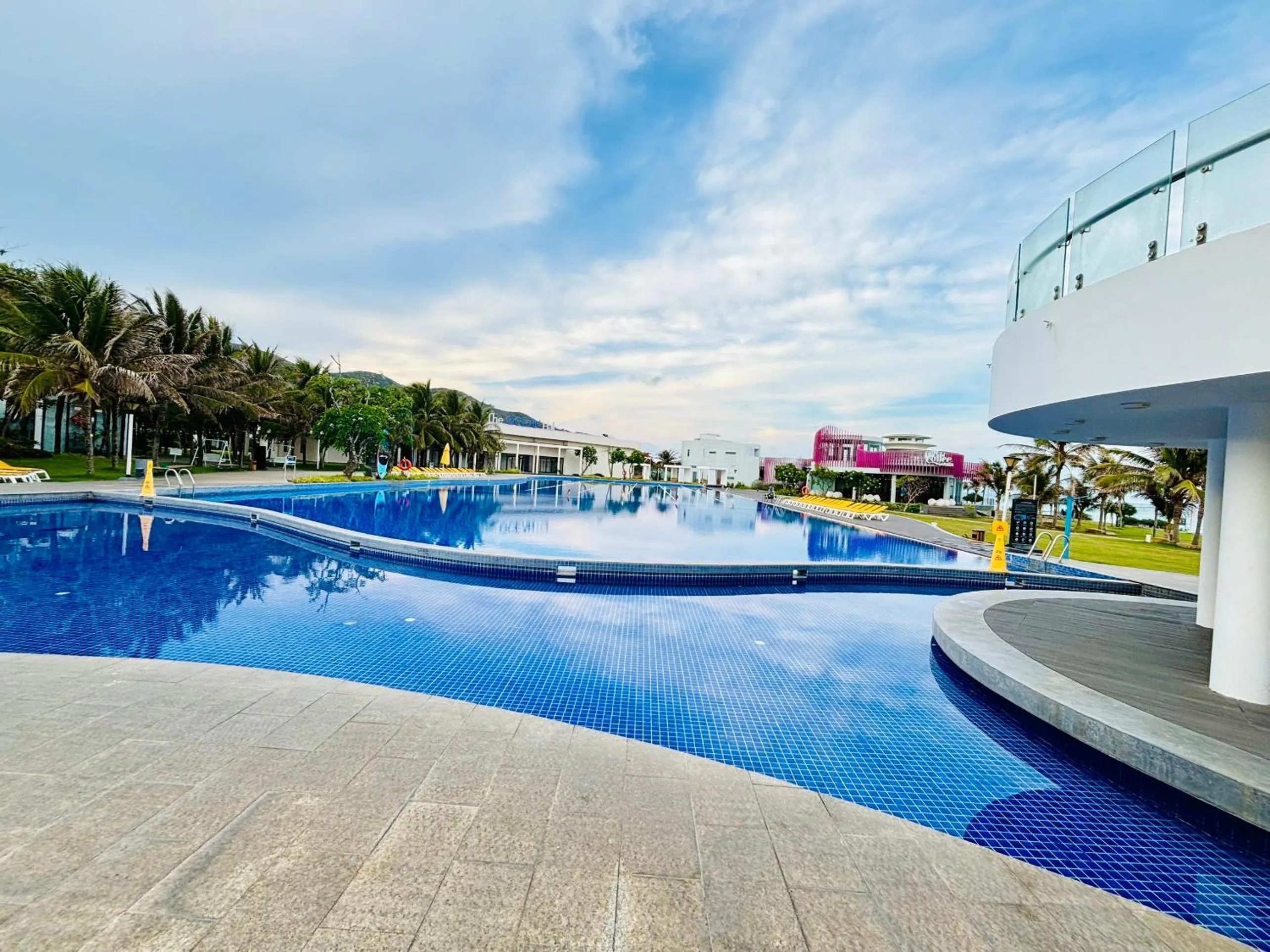 , Swimming Pool in OCEANAMI VILLAS & BEACH CLUB