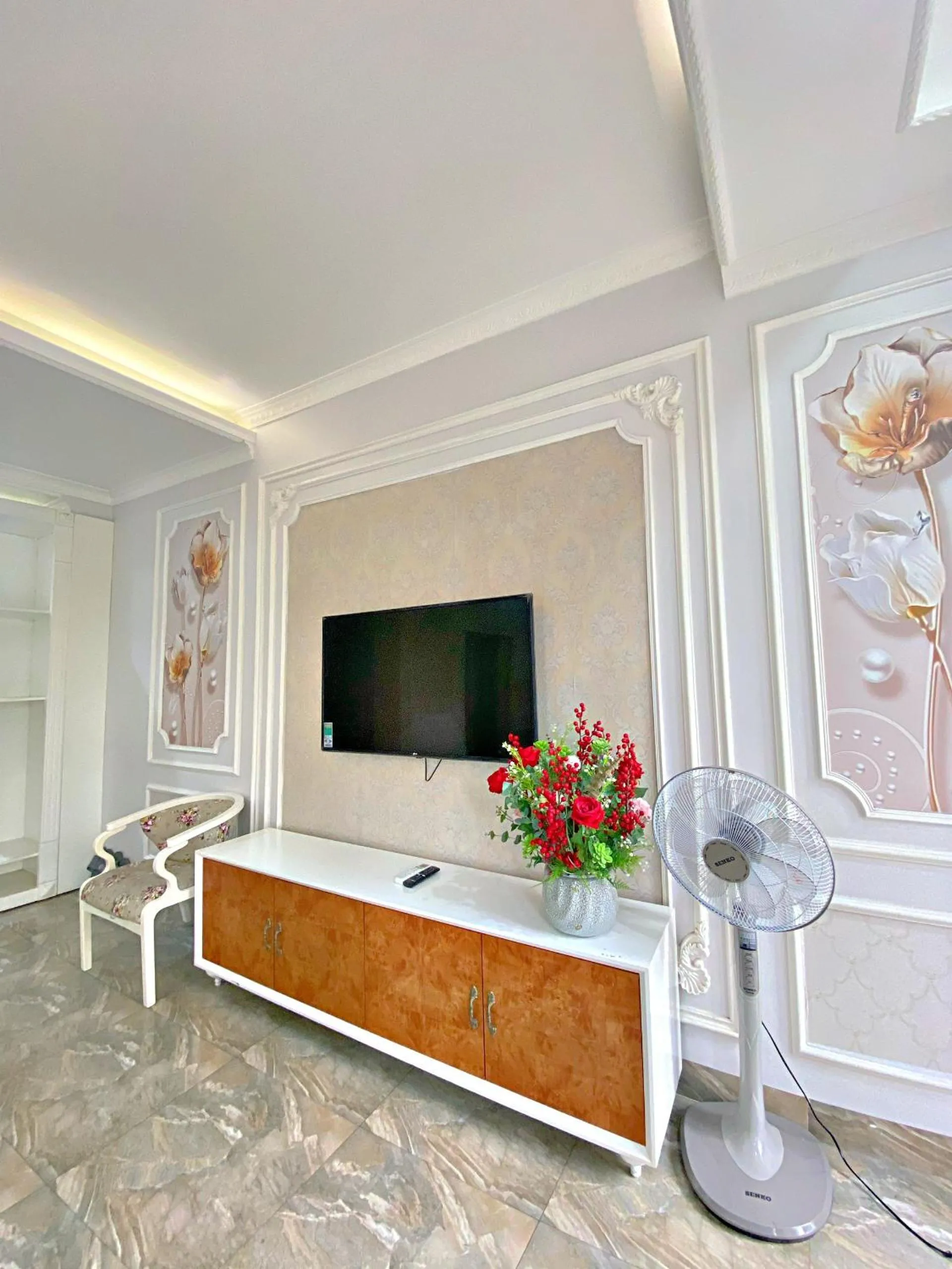 Property building in Blue Diamond Hotel