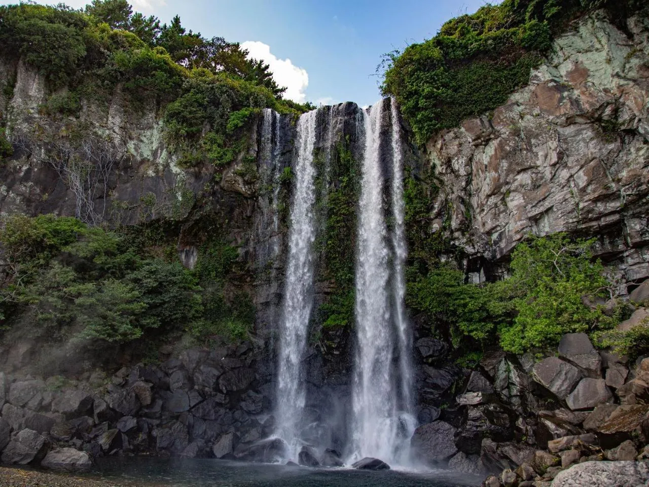 Nearby landmark in Hotel Yeon