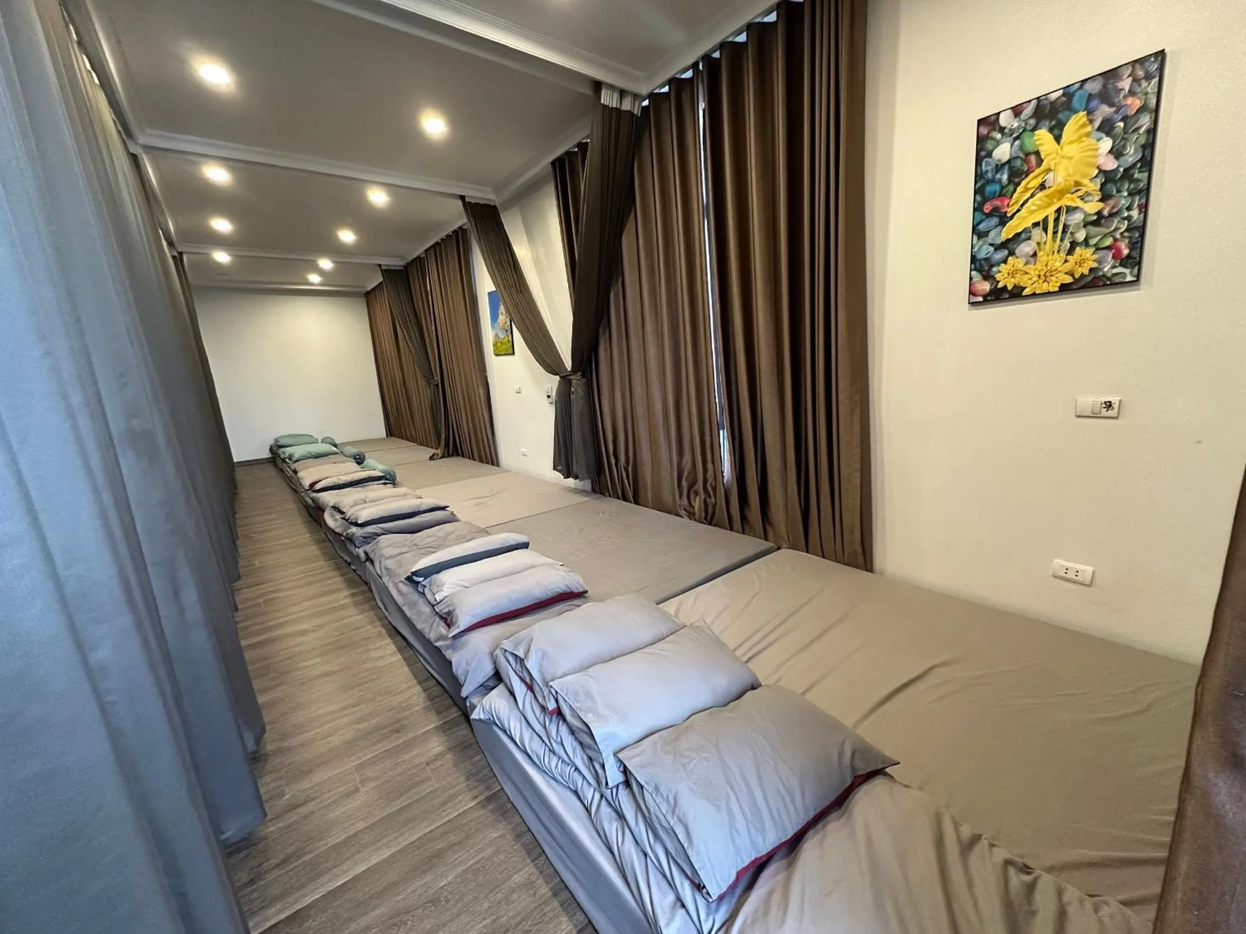 Bedroom in King Bavi Resort