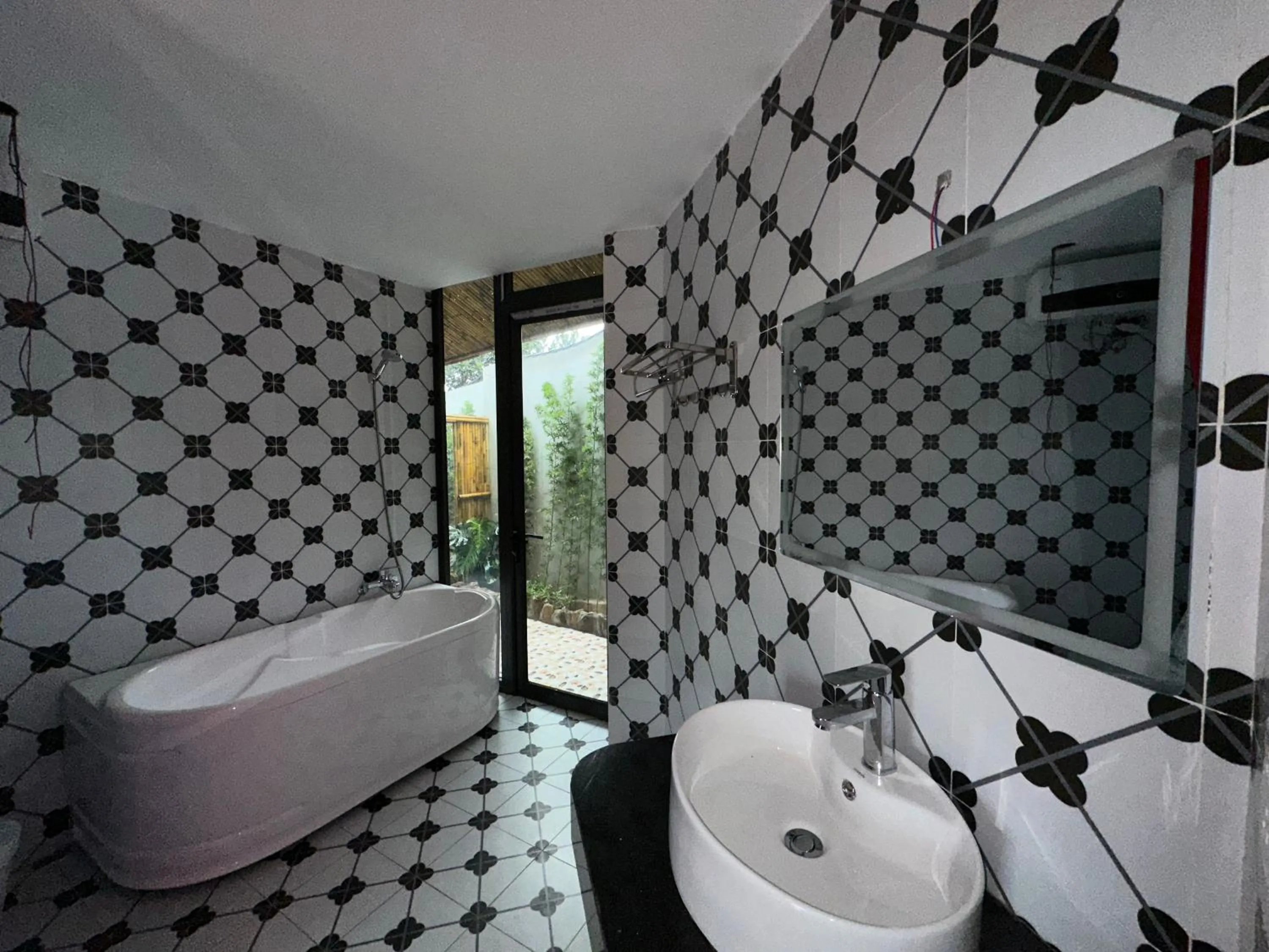 Shower in King Bavi Resort