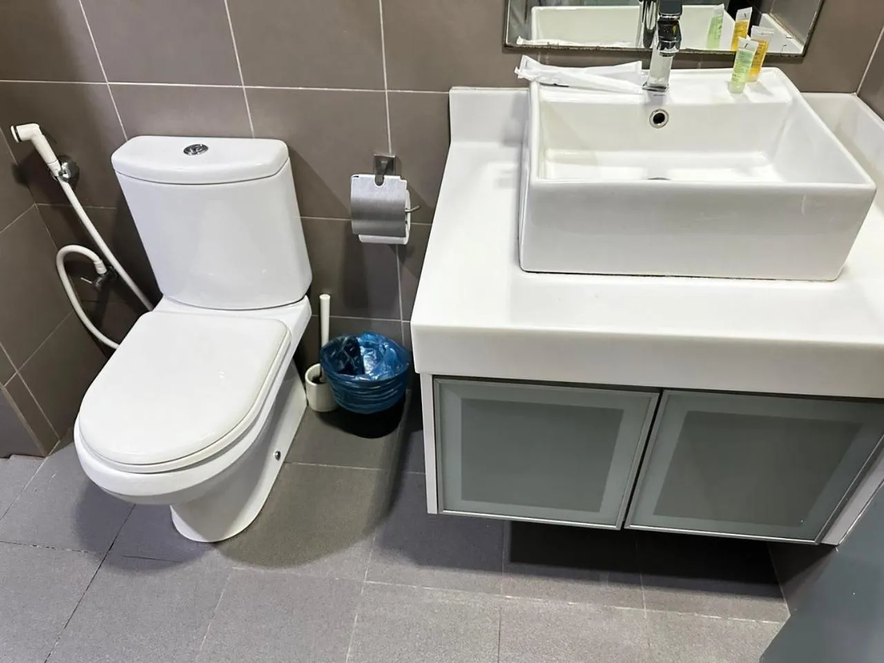 Toilet in Summer Suites KLCC by Luna KL