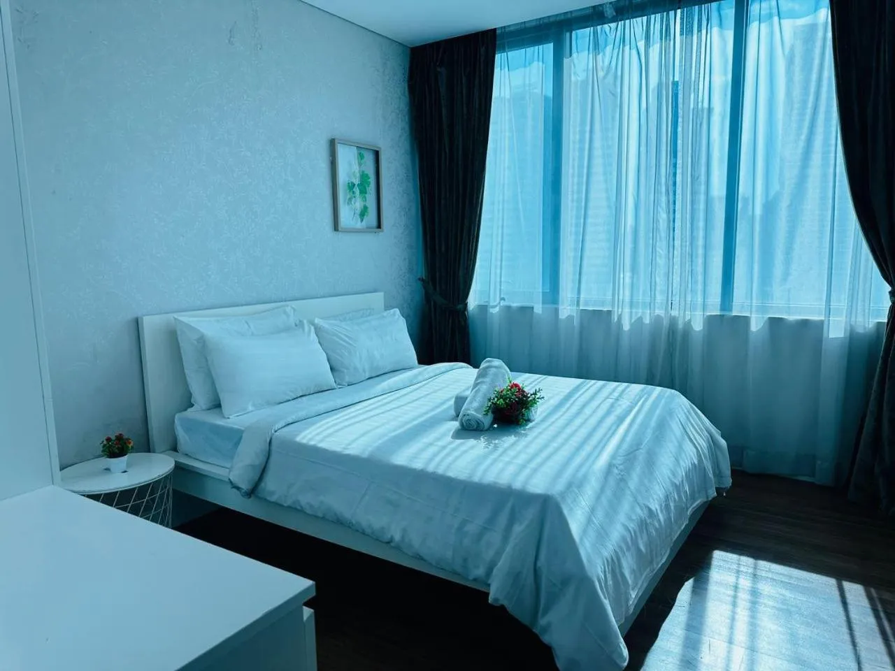 Bed in Summer Suites KLCC by Luna KL