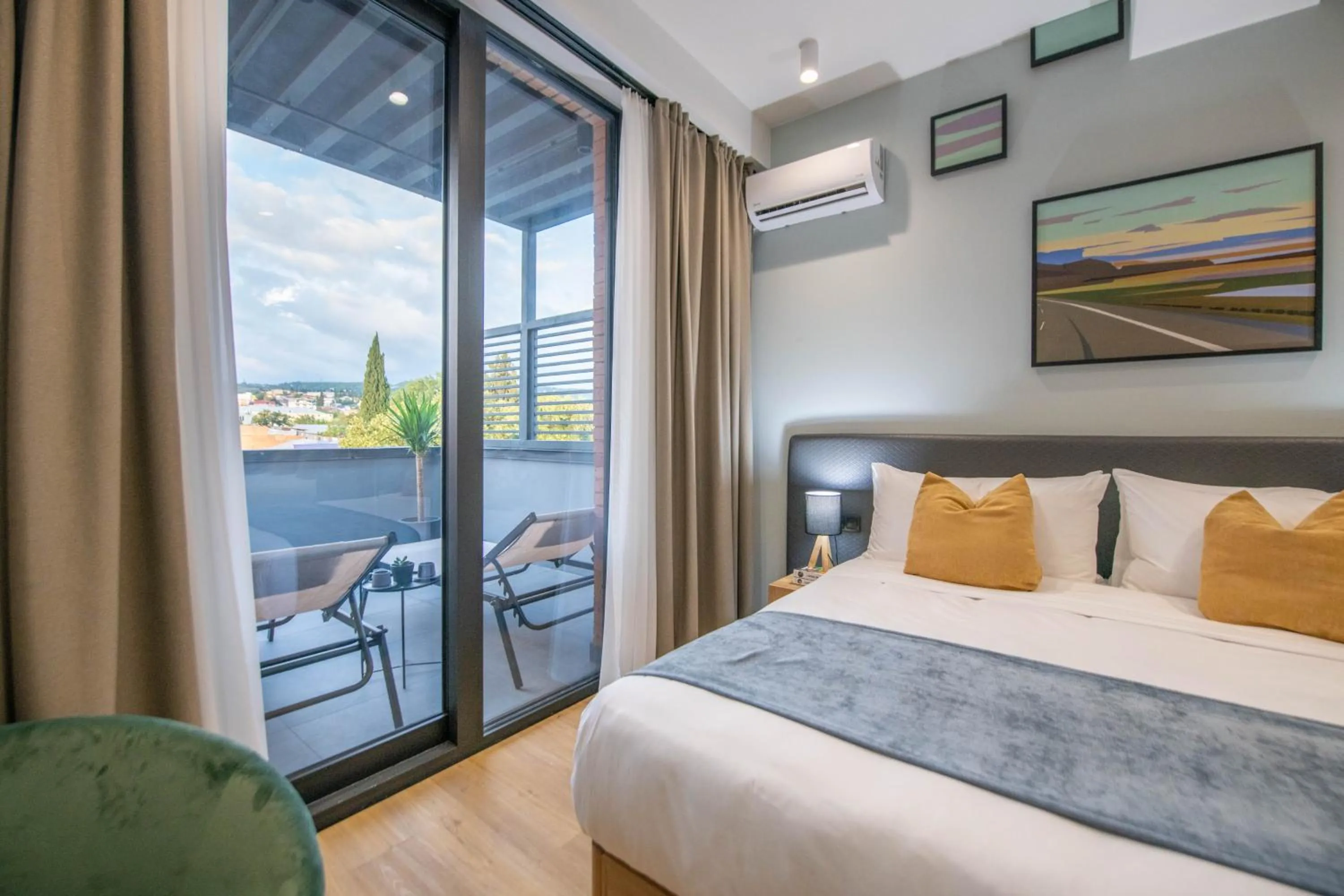 Bed in Qstay Gratus Tbilisi