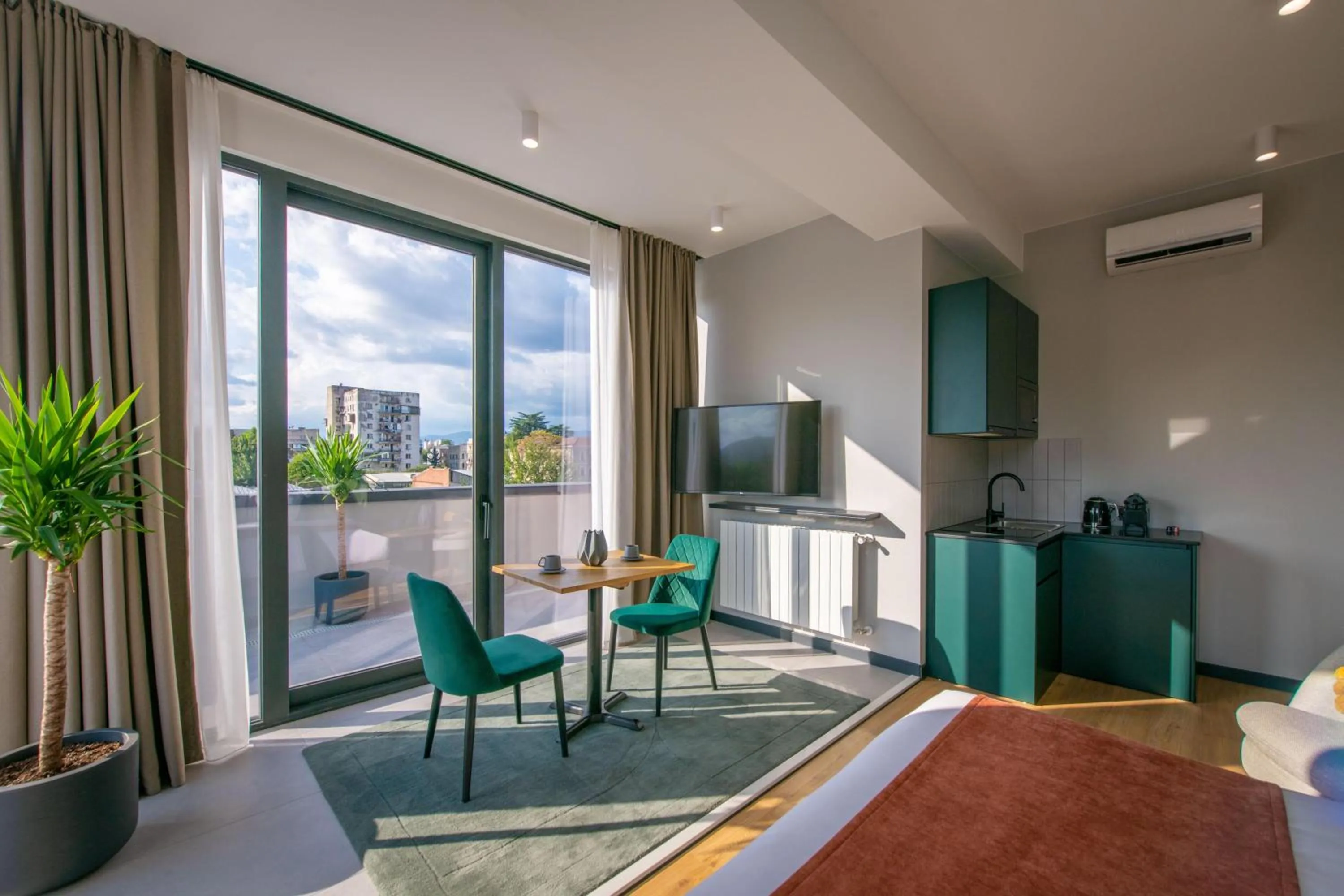 TV and multimedia in Qstay Gratus Tbilisi