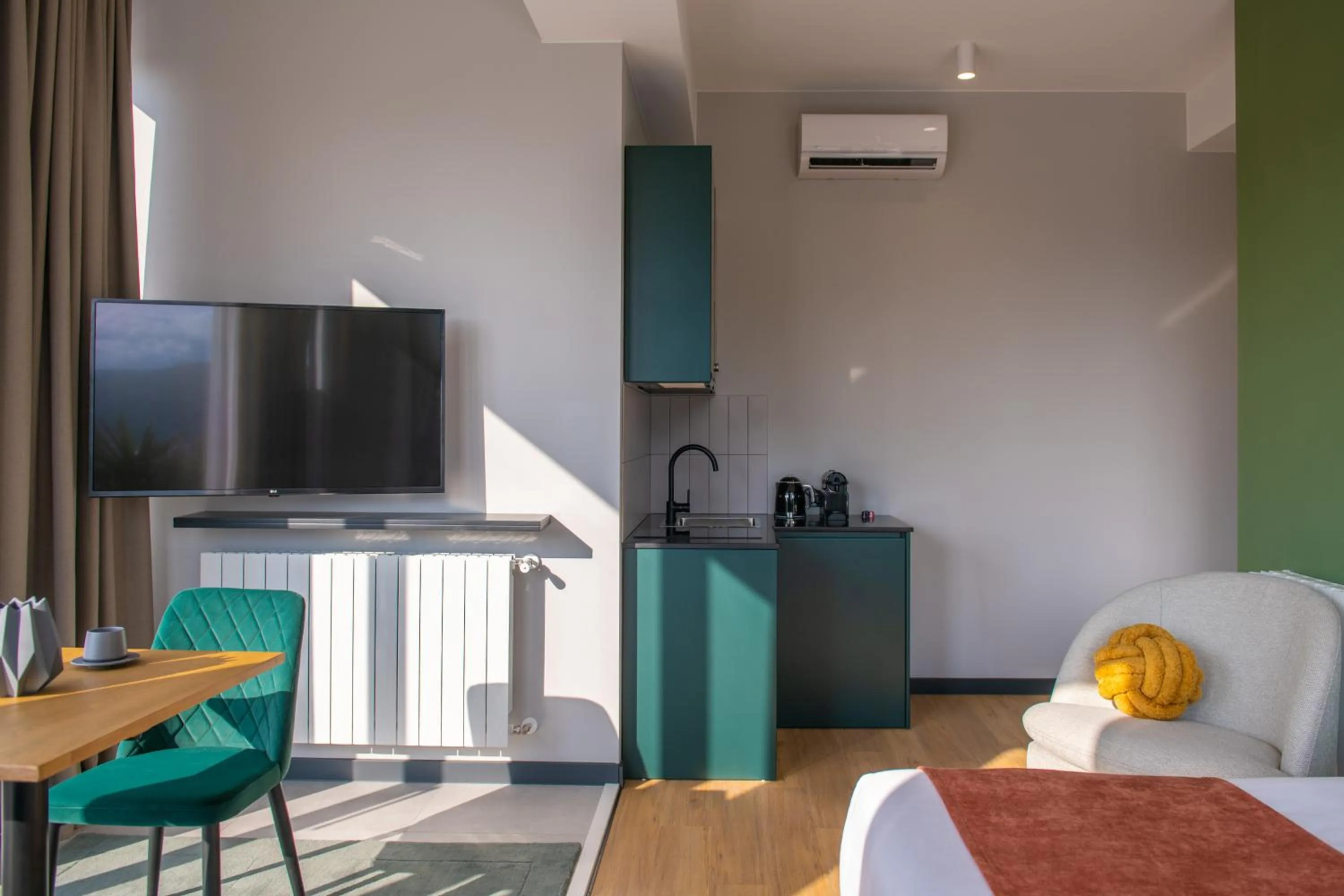 Bed in Qstay Gratus Tbilisi