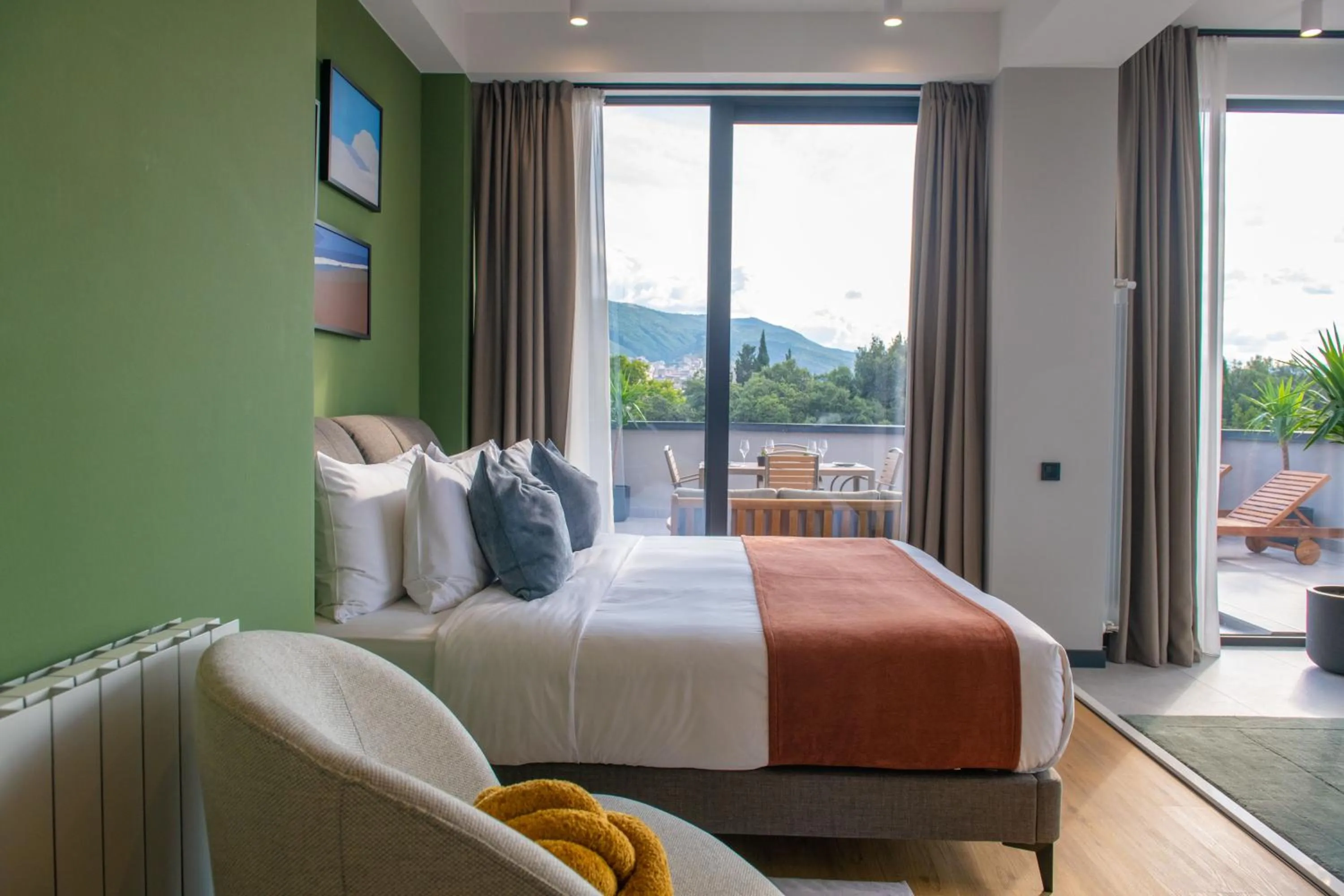 Bed in Qstay Gratus Tbilisi