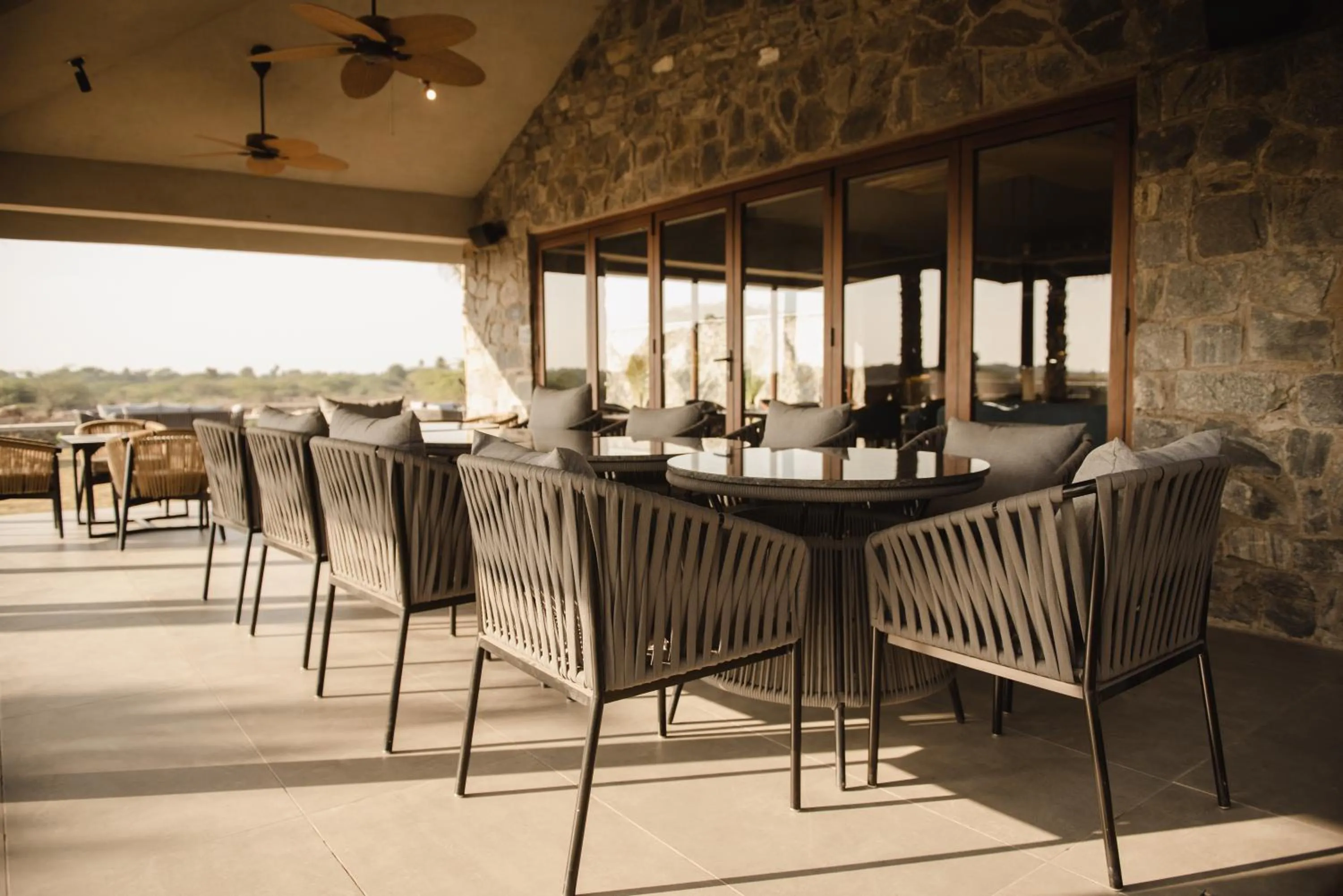 Restaurant/places to eat in Sangam Farms