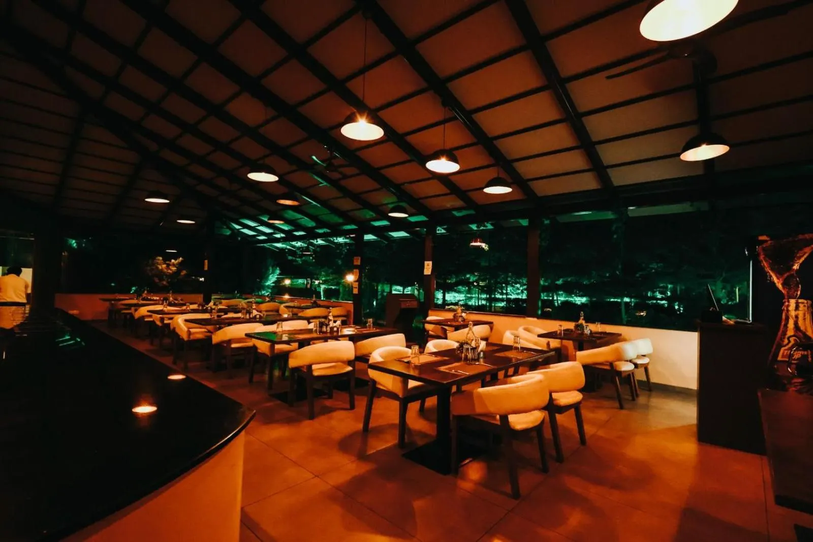 Restaurant/places to eat in Veerdency Luxury resort