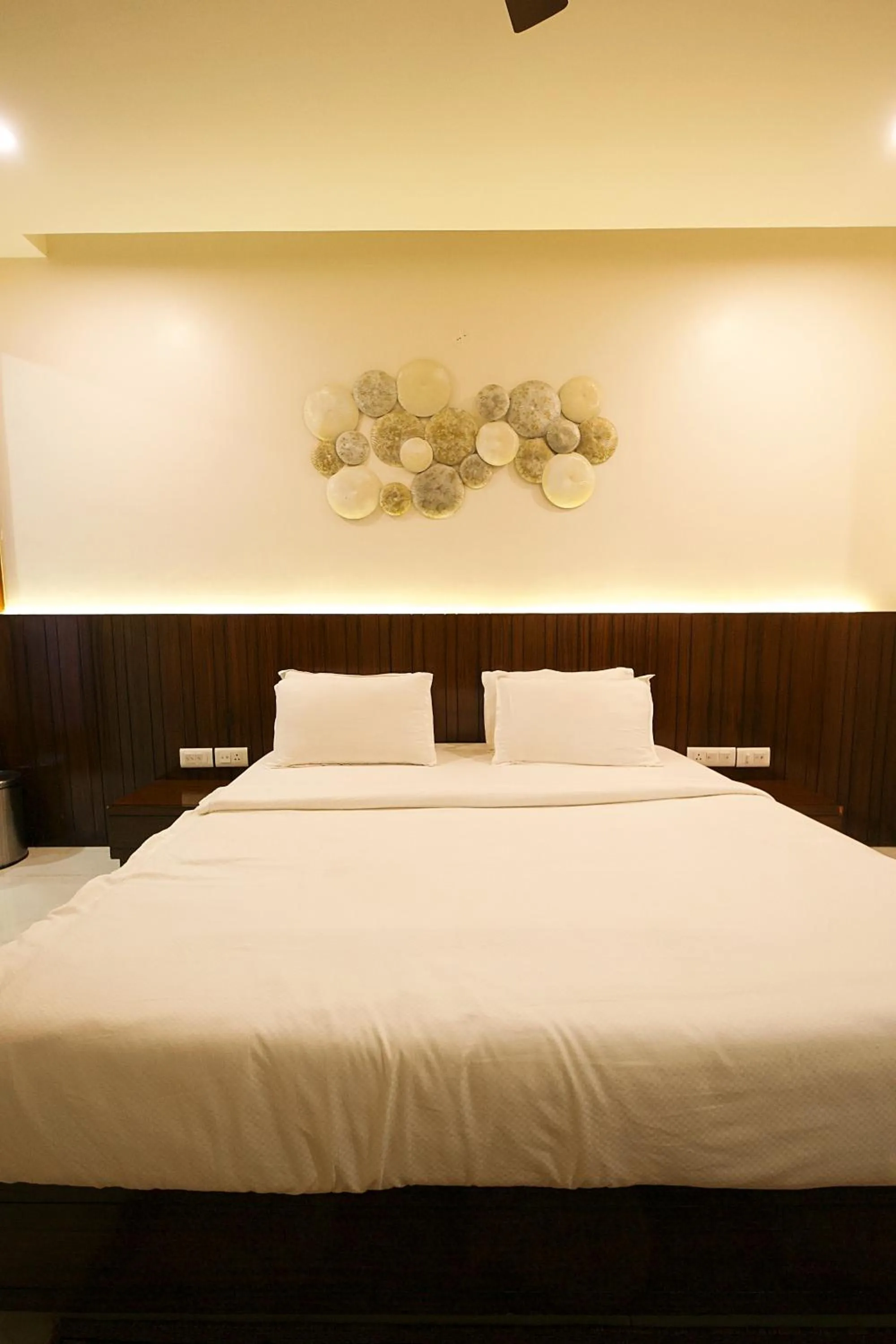 Bed in Veerdency Luxury resort