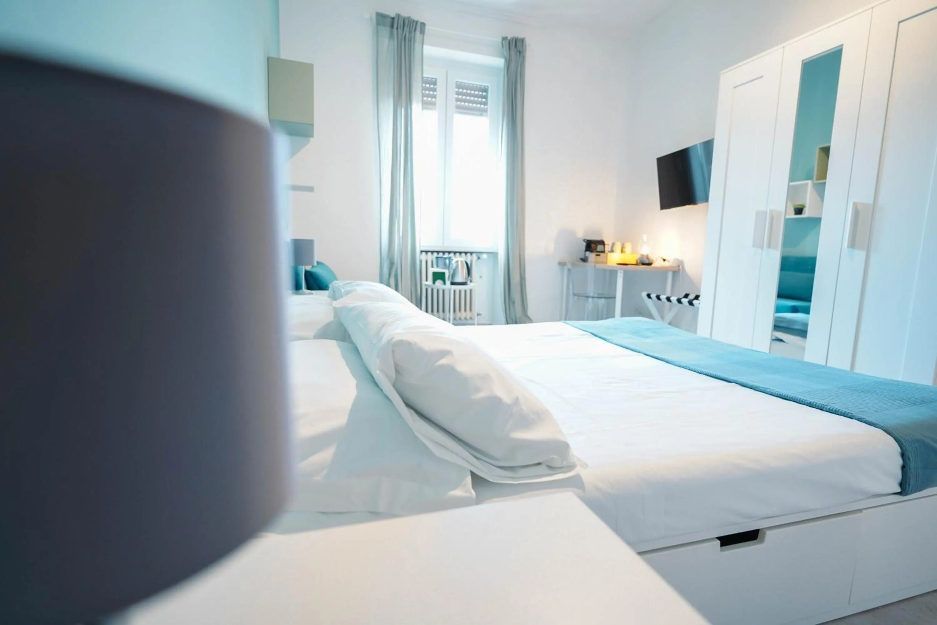 Photo of the whole room, Bed in Salotto Tiburtino