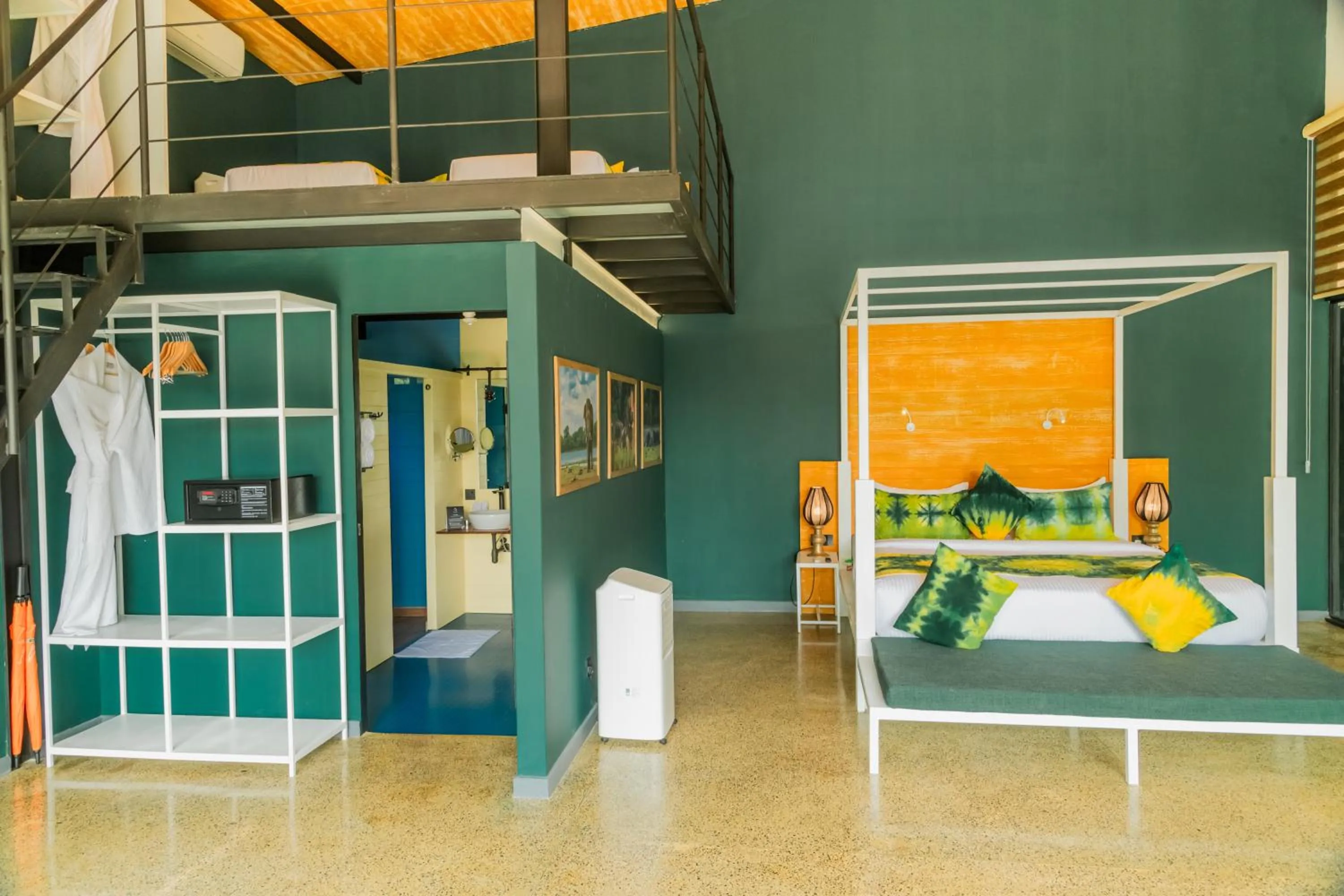 Photo of the whole room in Waraka - Udawalawe by Thema Collection