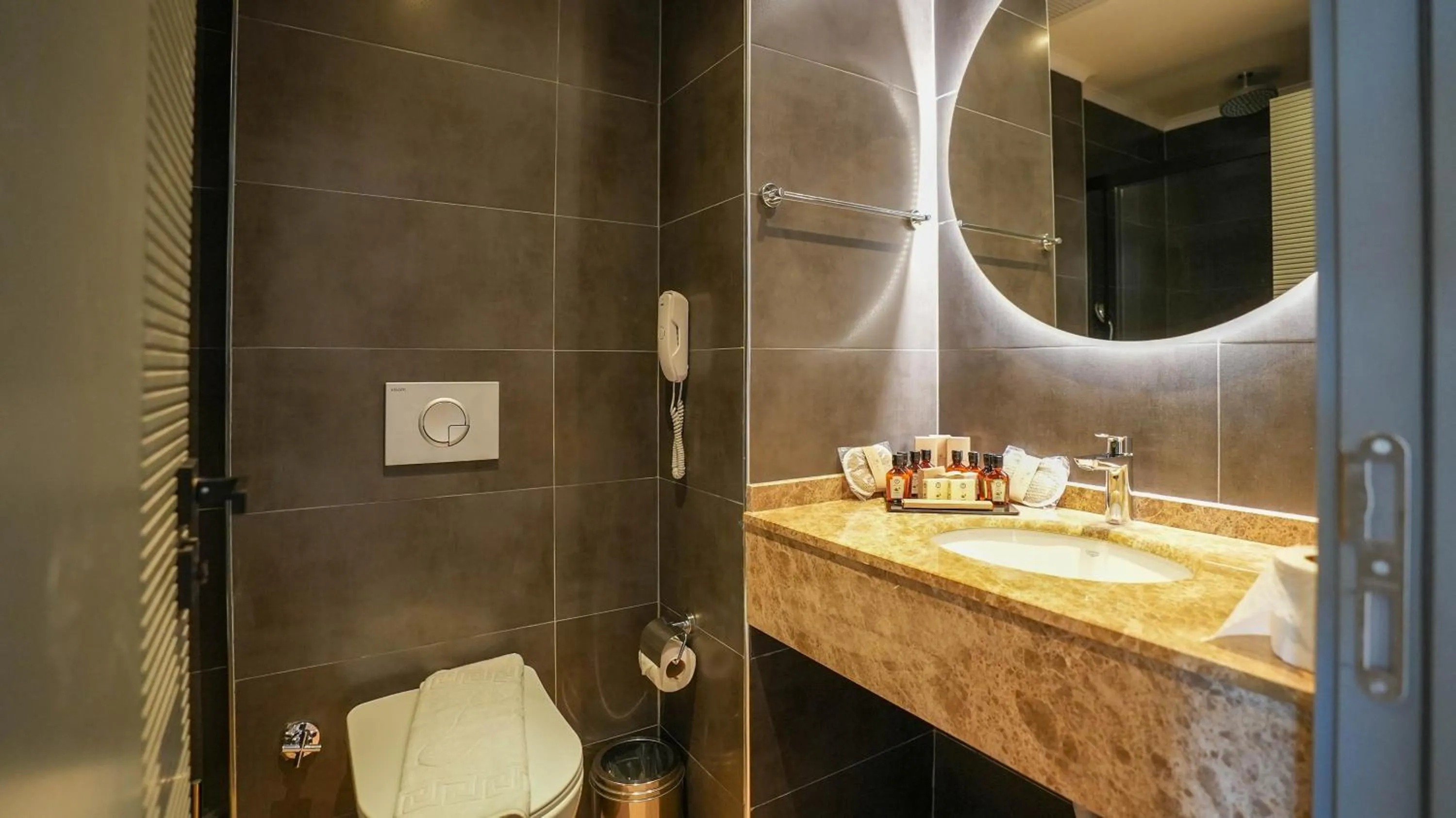 Shower in Ada Port Hotel Adults Only