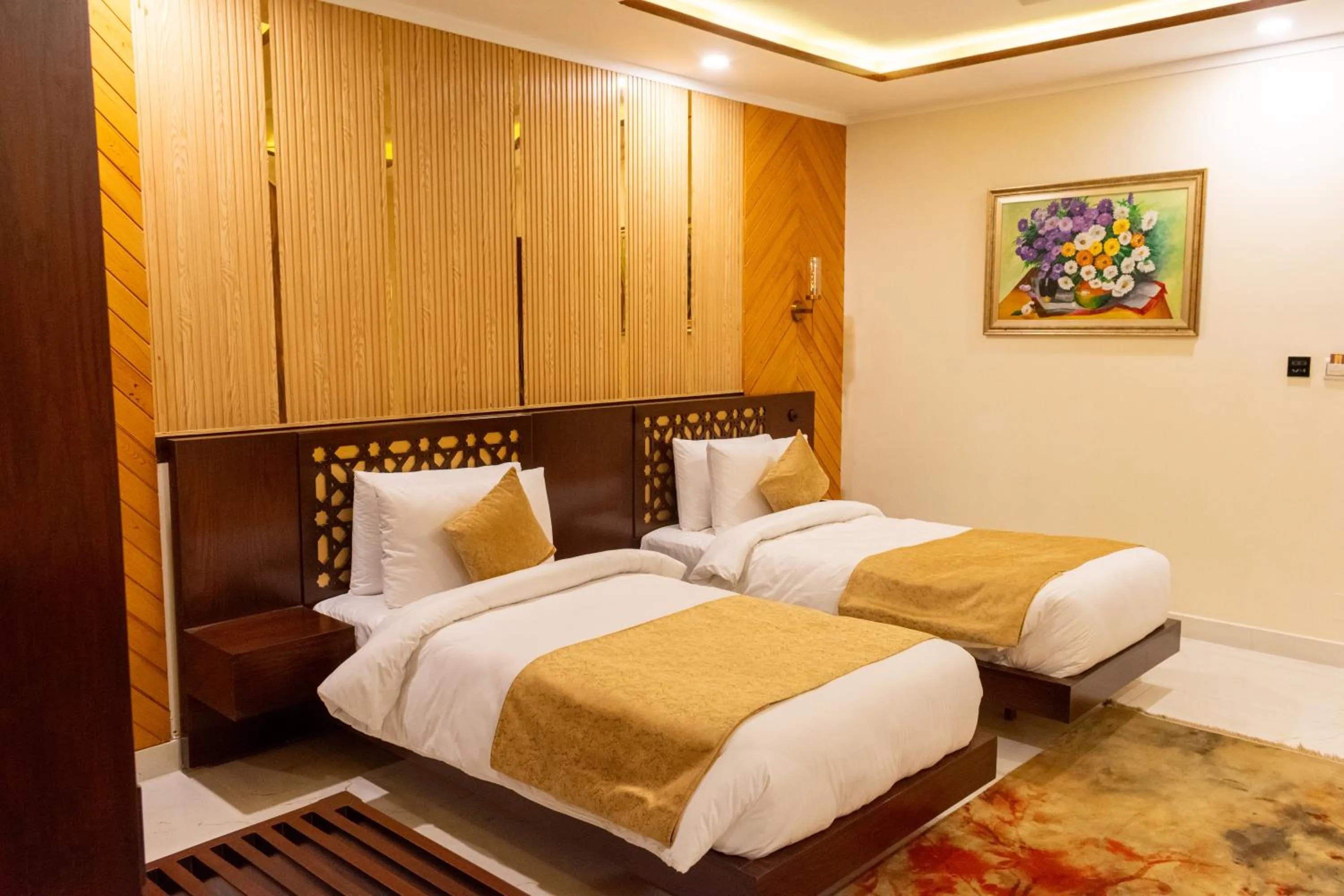 Bedroom, Bed in Hotel Tourmaline Peshawar