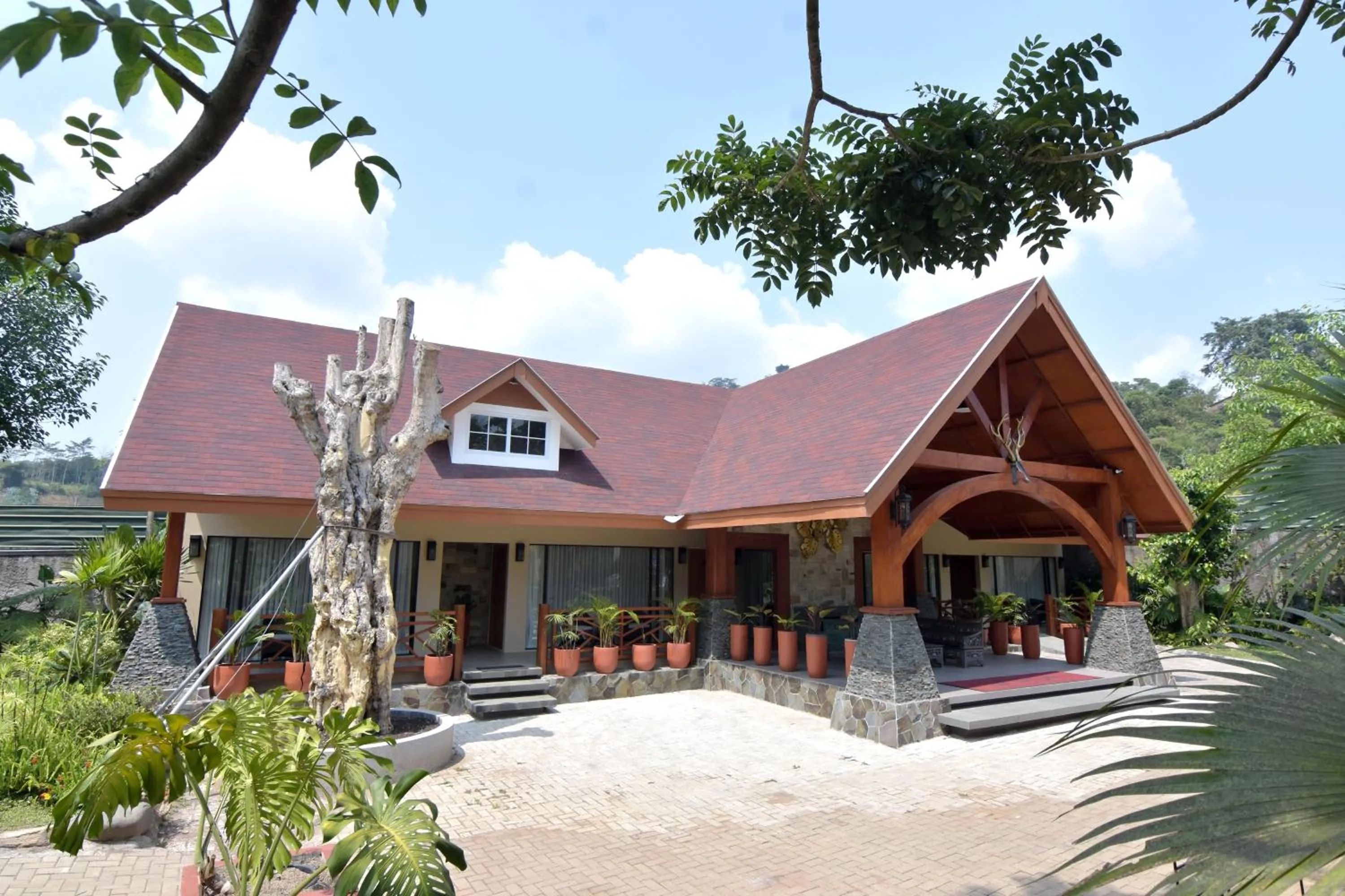 Sarga Earthing Resort