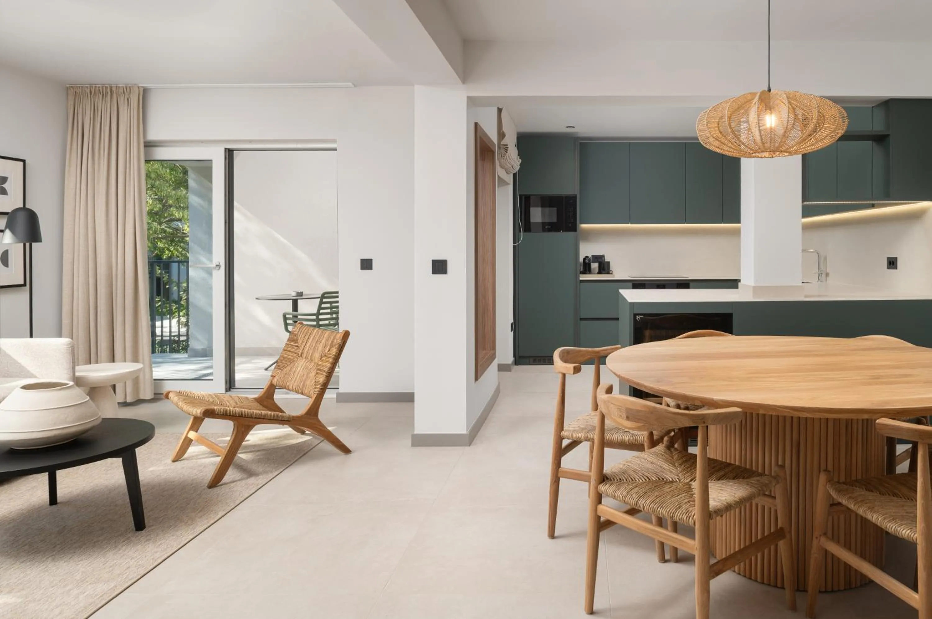 Dining area in Molum Hotel & Residences