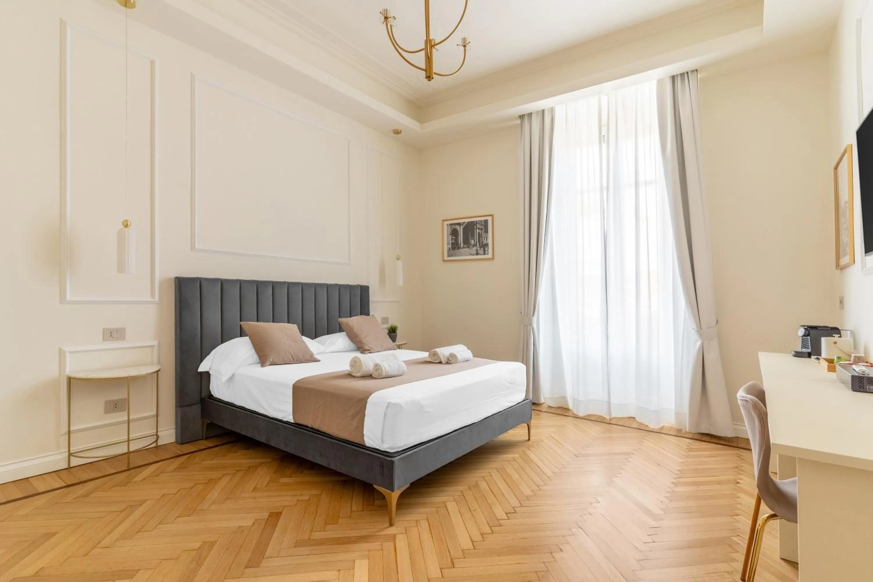 Bed in Montello Suites Foresteria Lombarda