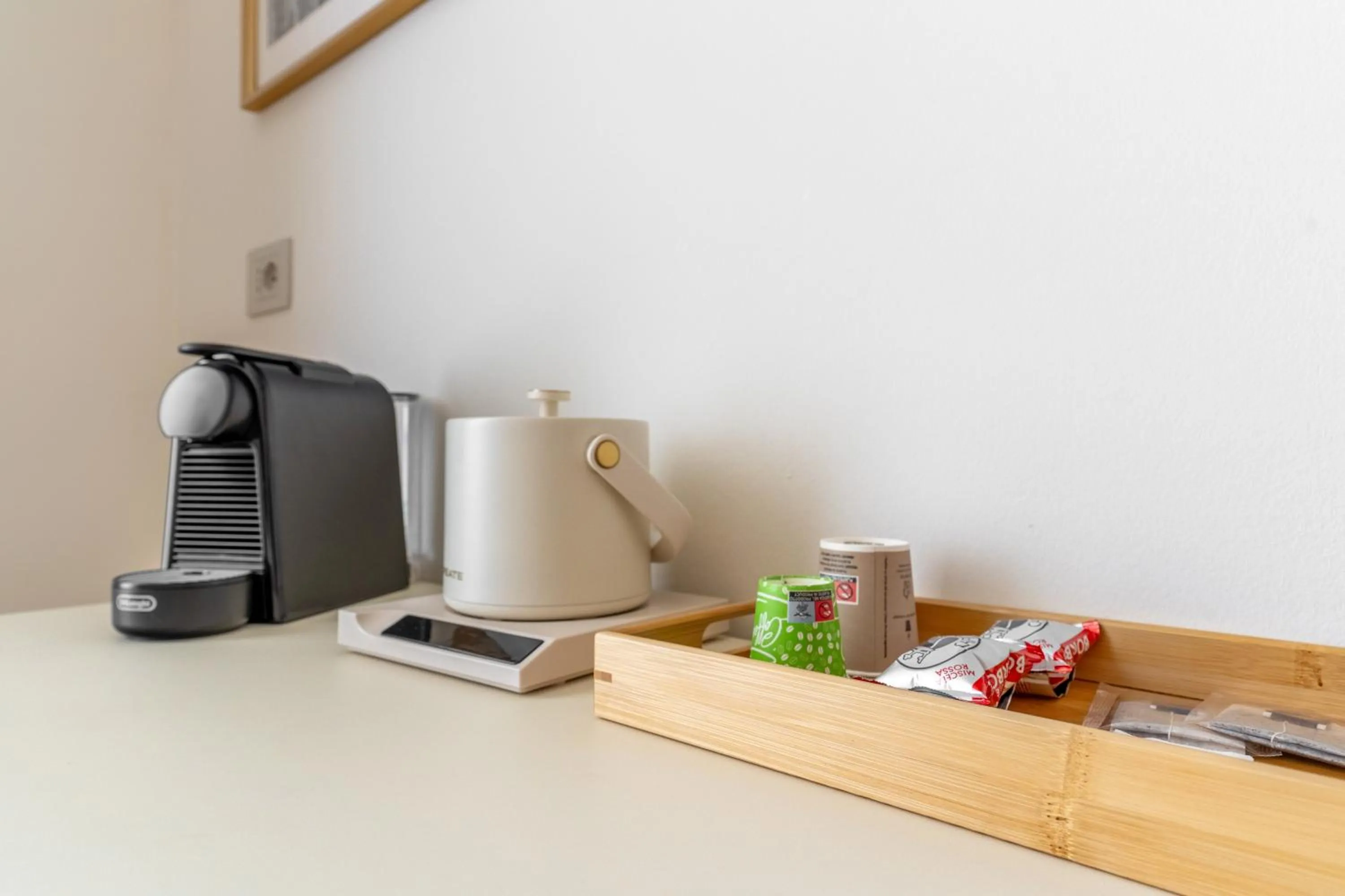 Coffee/tea facilities in Montello Suites Foresteria Lombarda