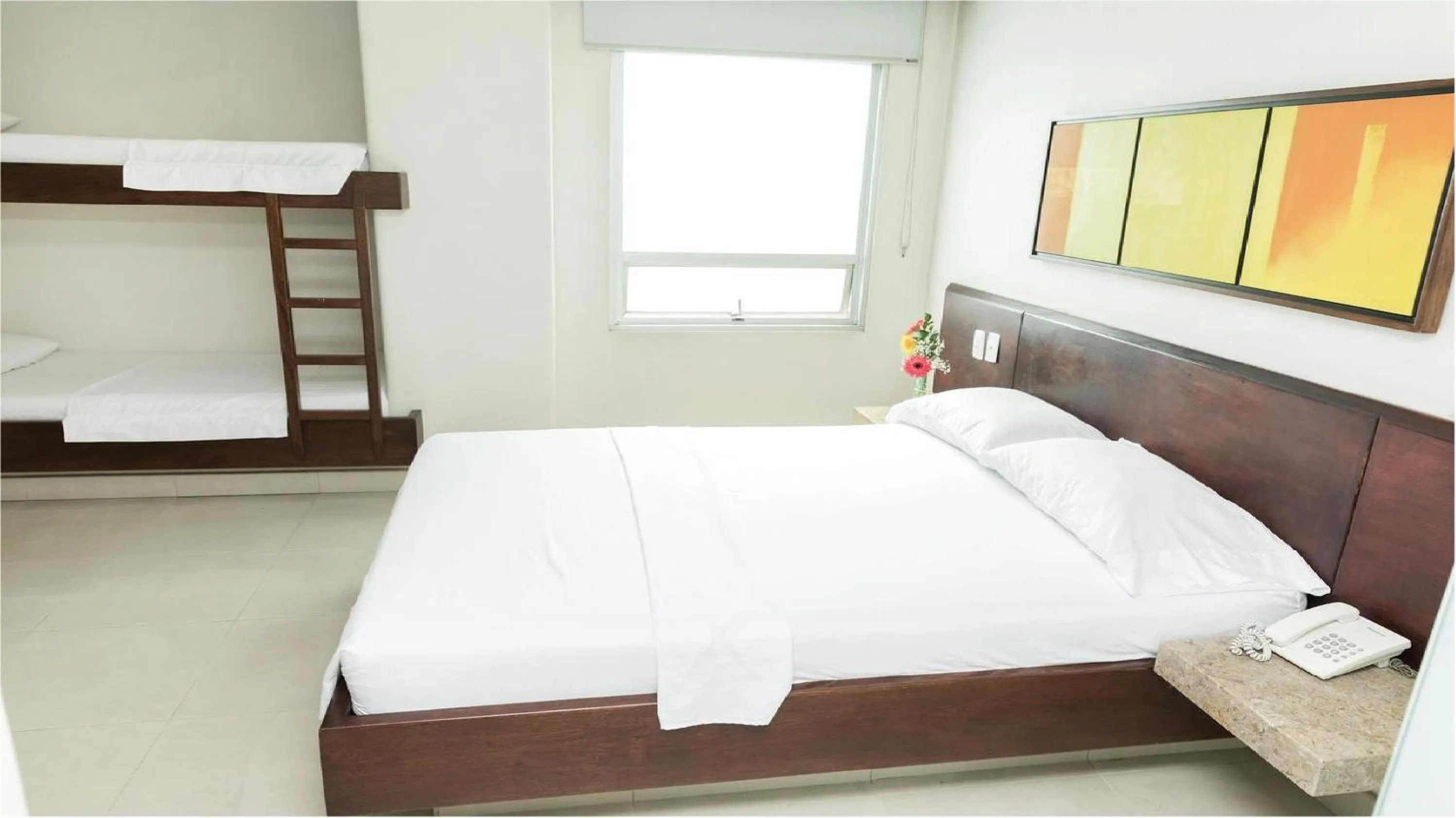 Photo of the whole room, Bed in Hotel Romanza