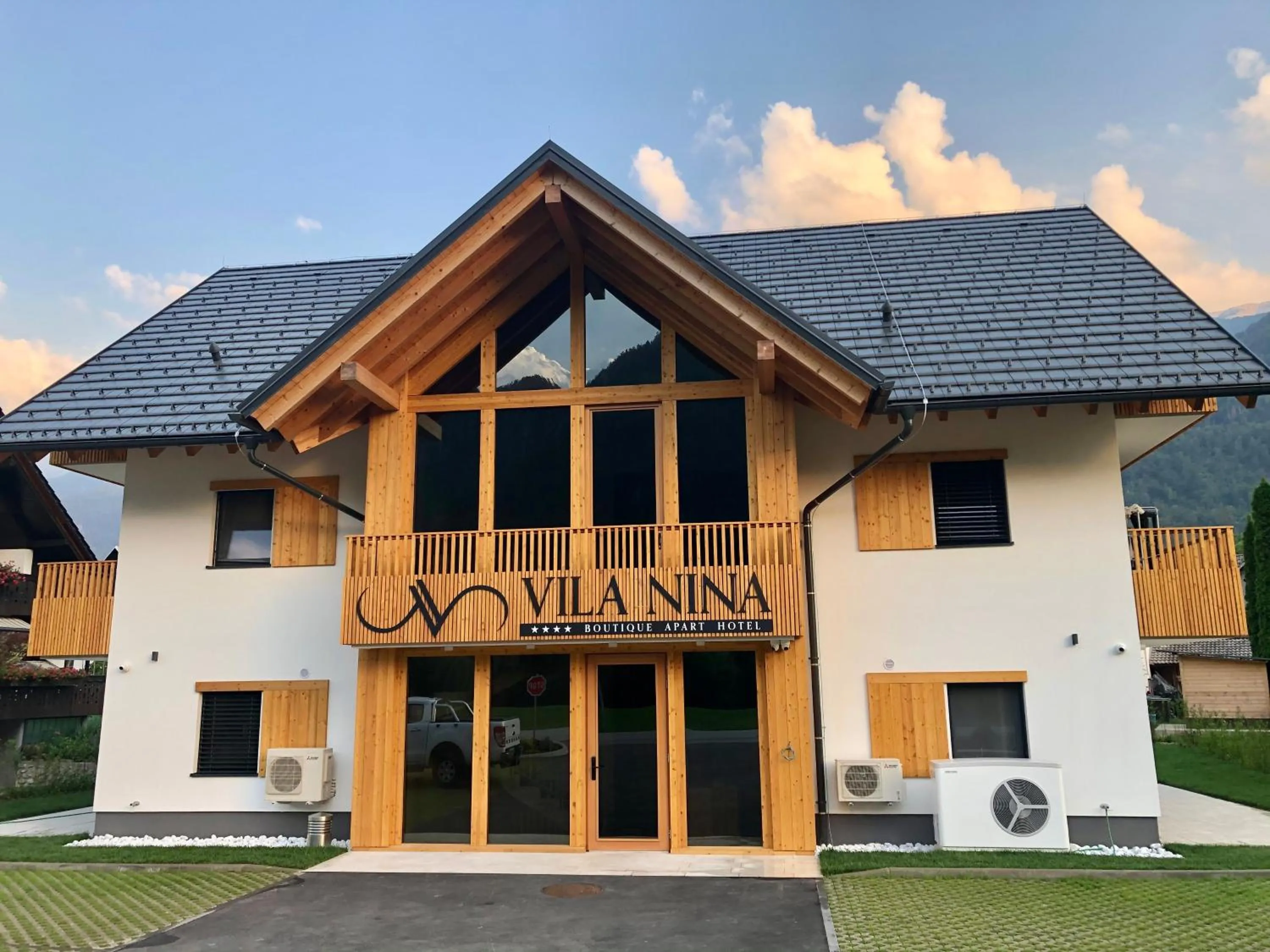 Property building in Vila Nina Bohinj