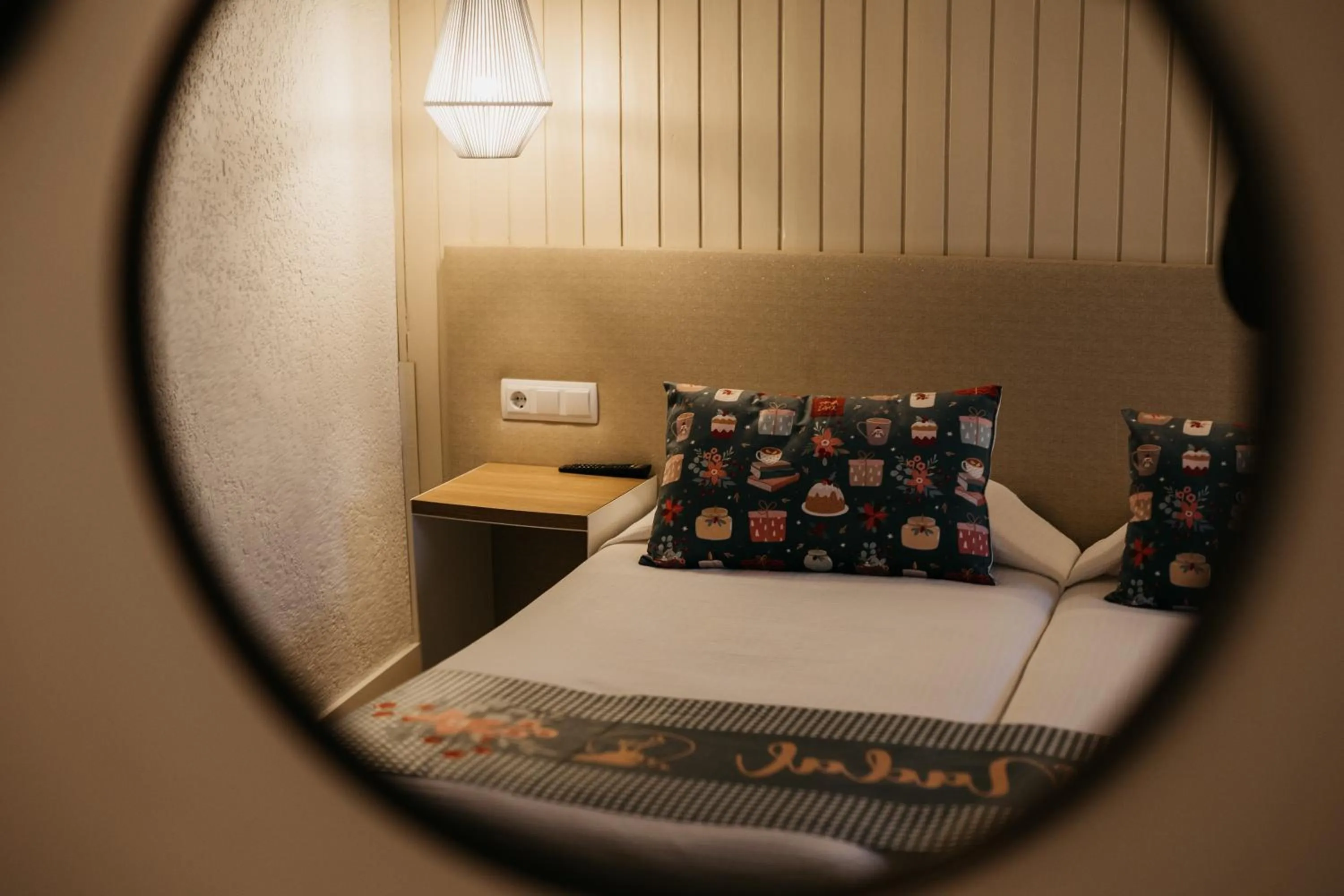 Bed in Hotel Catalunya Ribes de Freser