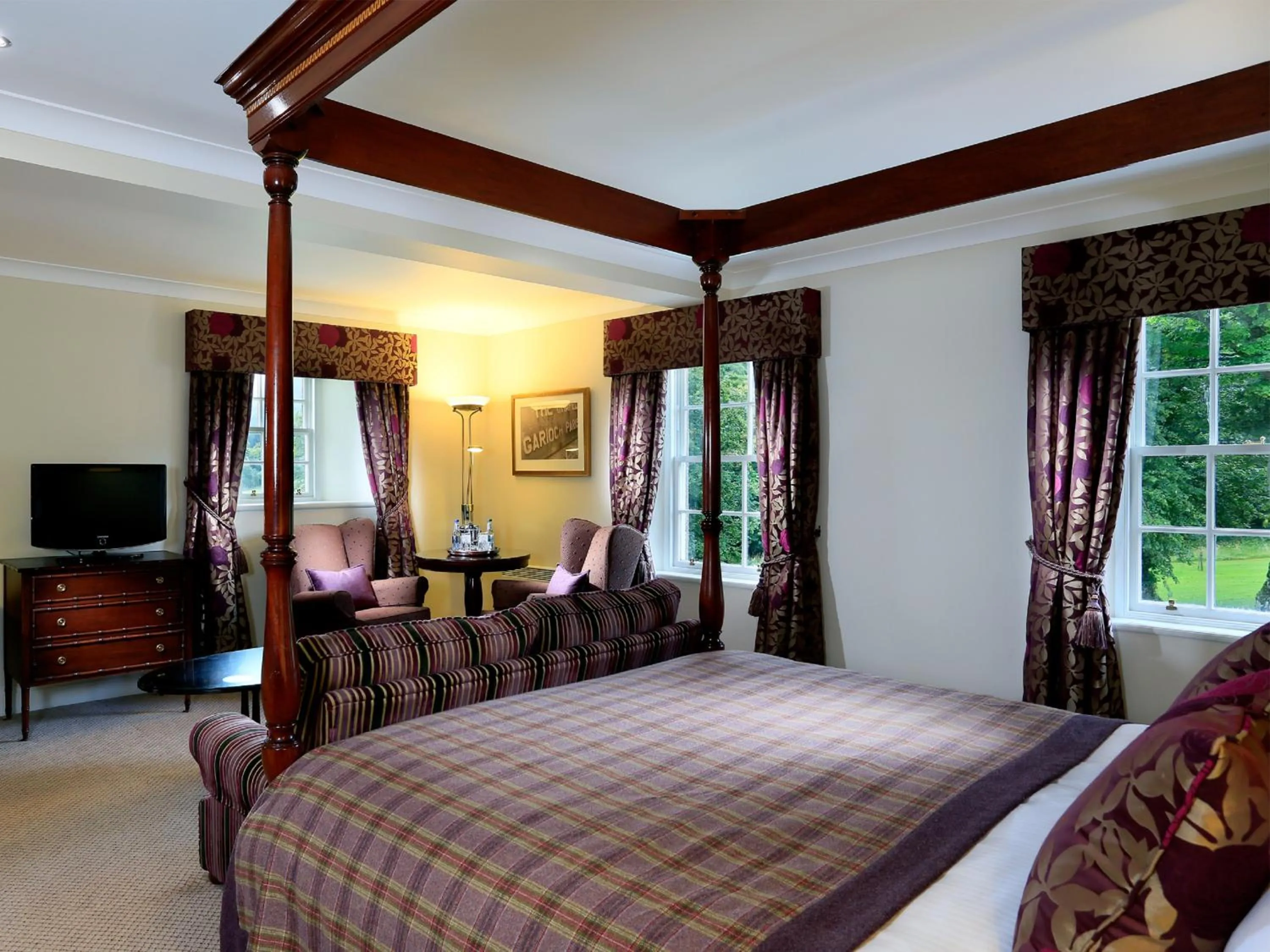 Bed in Macdonald Pittodrie House