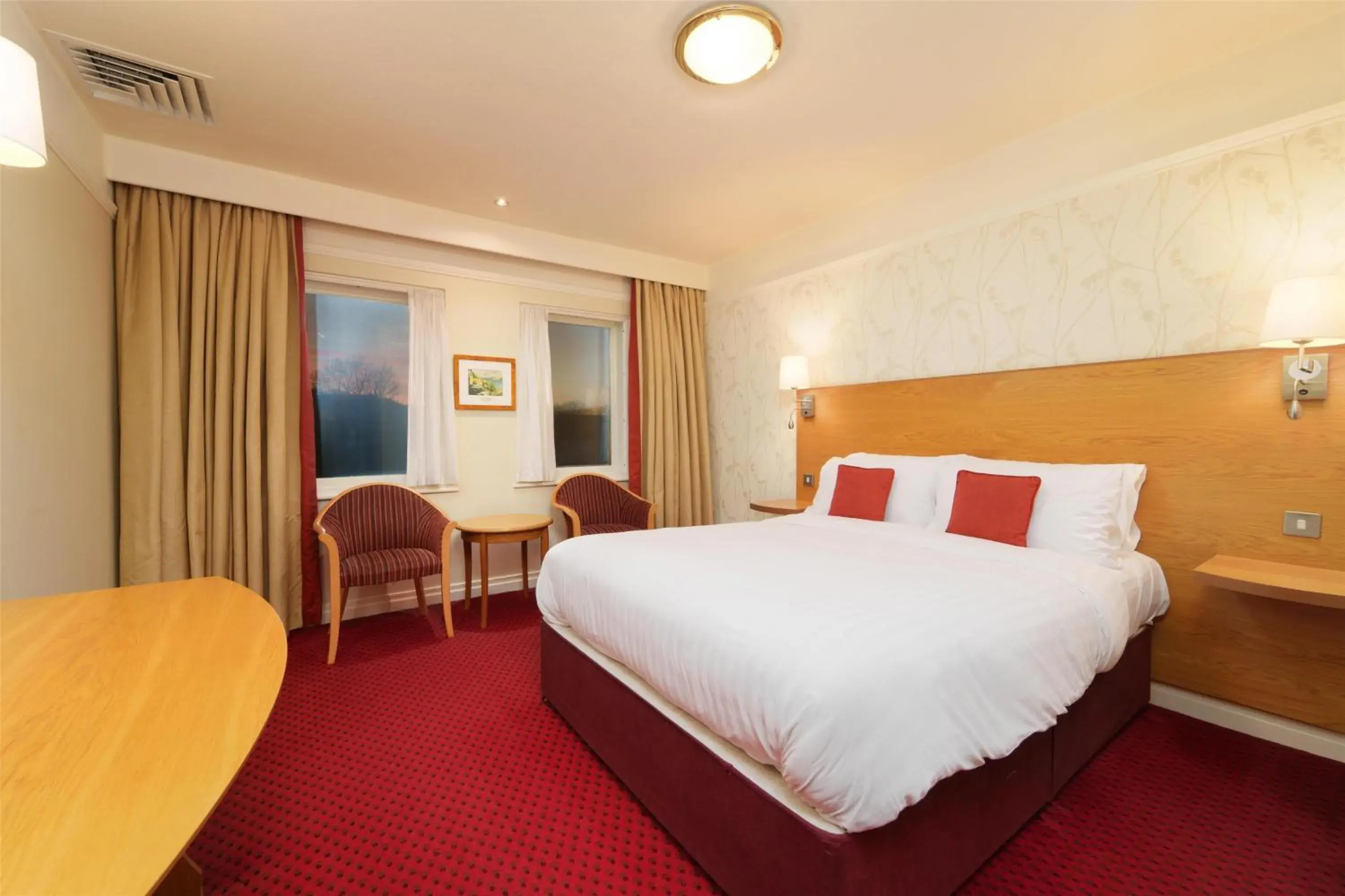 Standard Double Room in Best Western Plus Milford Hotel Standard Double Room in Best Western Plus Milford Hotel