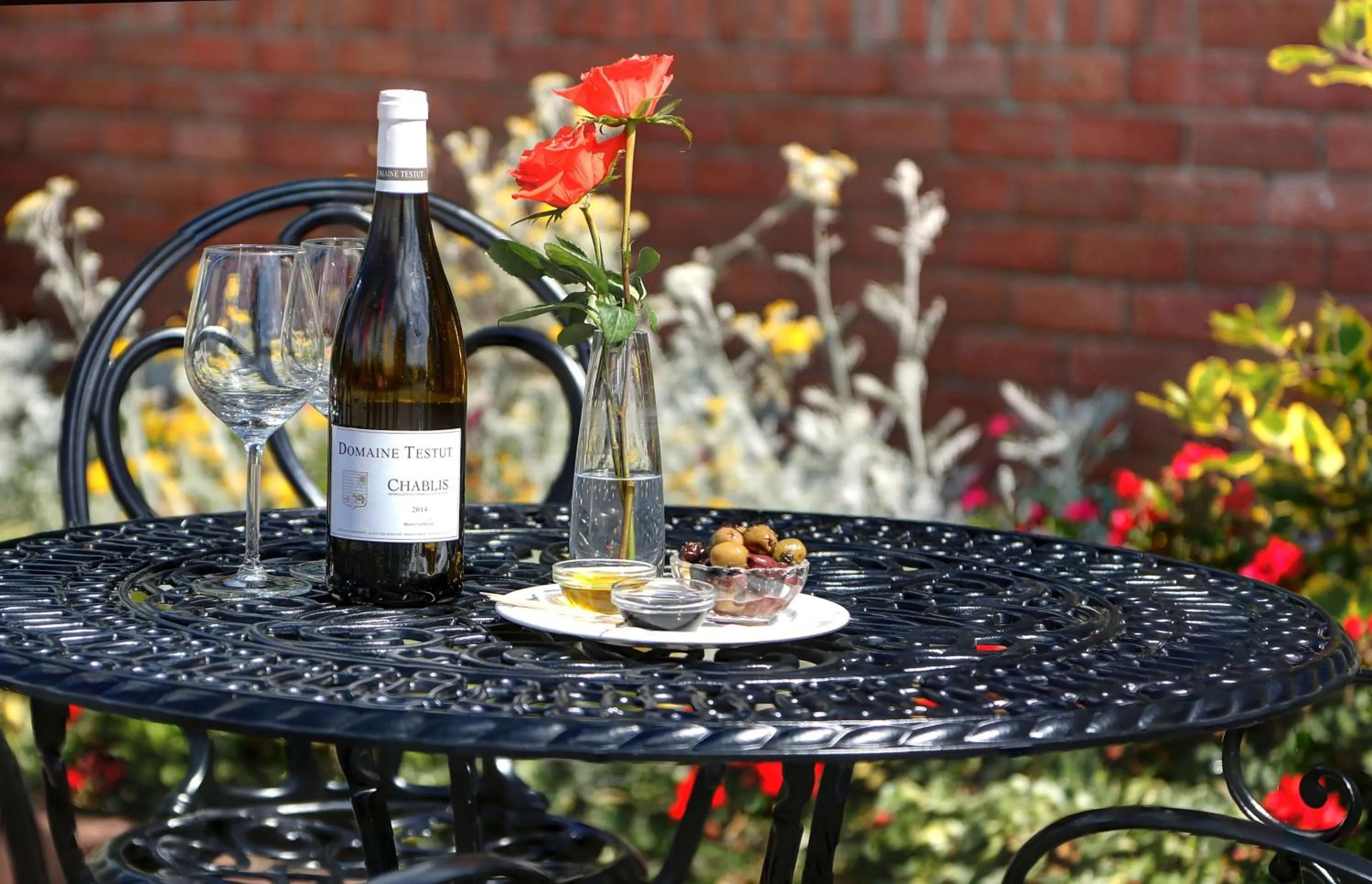 Restaurant/places to eat in Best Western Plus Milford Hotel