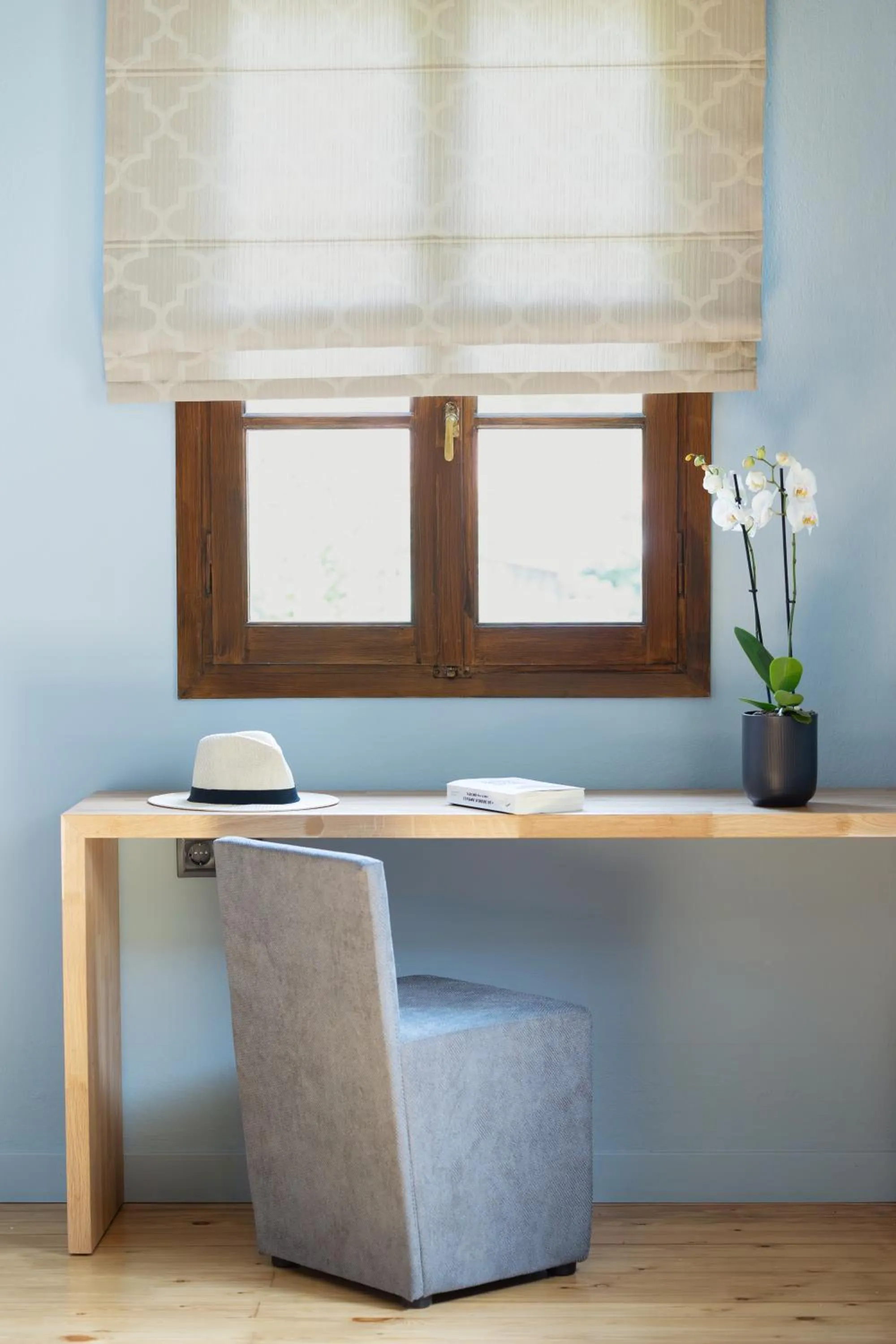 Decorative detail in Kenta Mountain Hotel & Gastrobar