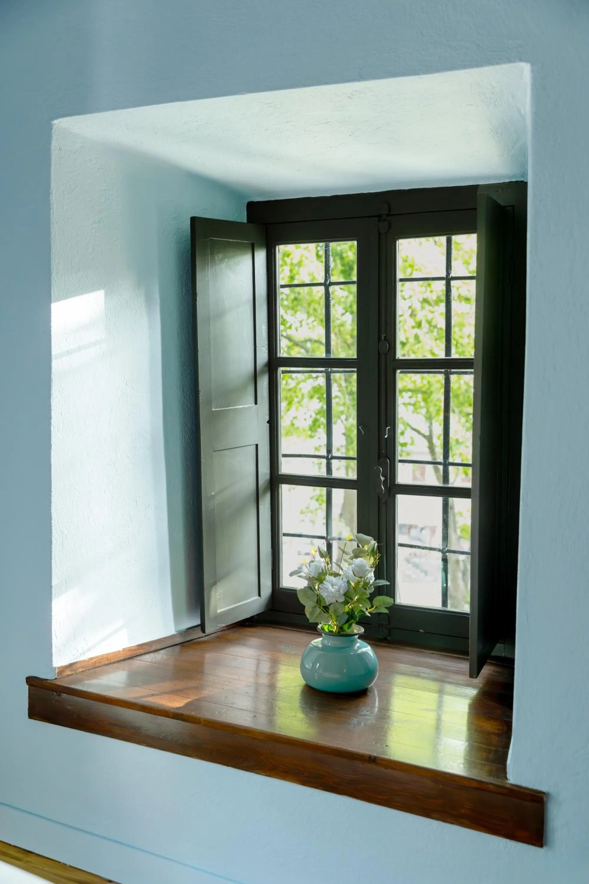 Decorative detail in Kenta Mountain Hotel & Gastrobar