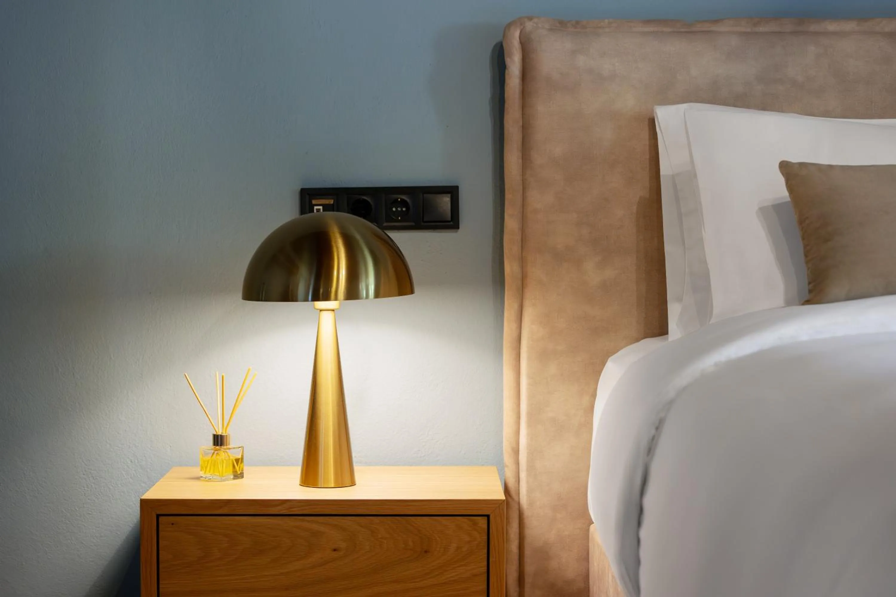 Decorative detail, Bed in Kenta Mountain Hotel & Gastrobar