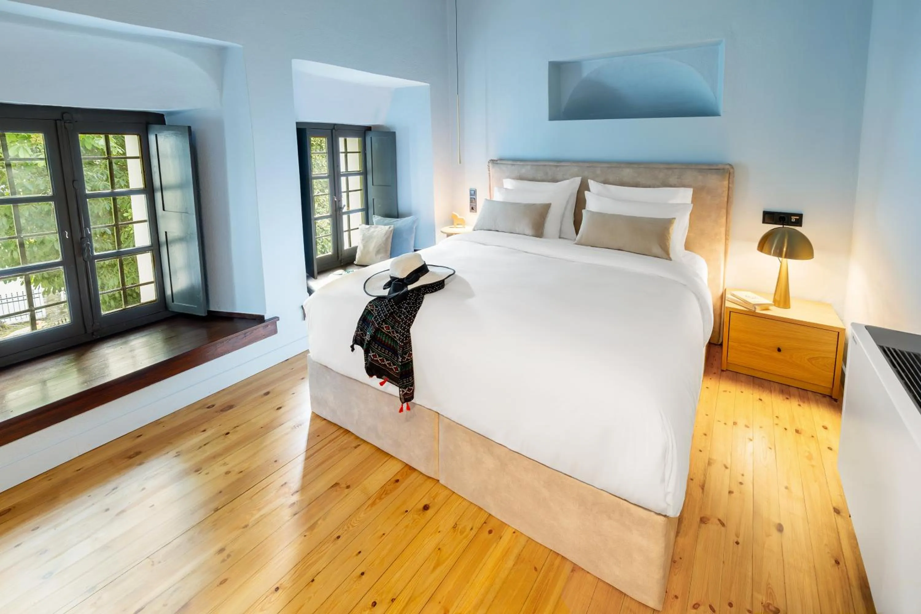 Bedroom, Bed in Kenta Mountain Hotel & Gastrobar